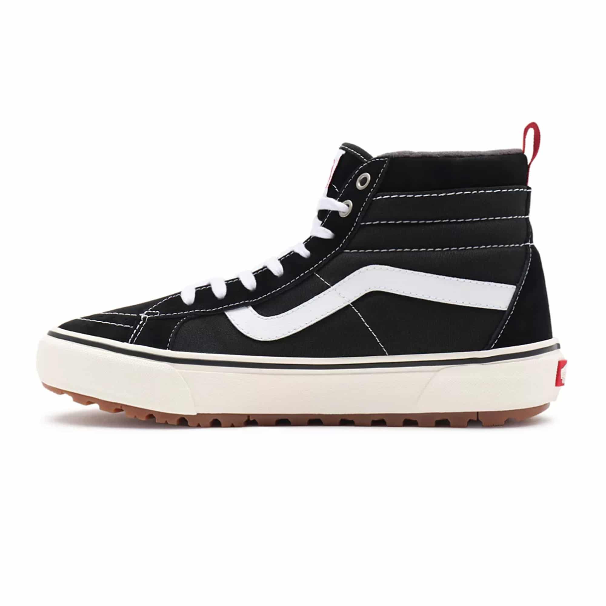 https://admin.plaze-shop.de/wp-content/uploads/2021/11/Vans_VN0A5HZY6B_SK8Hi_MTE_plaze-shop_2-1.jpg