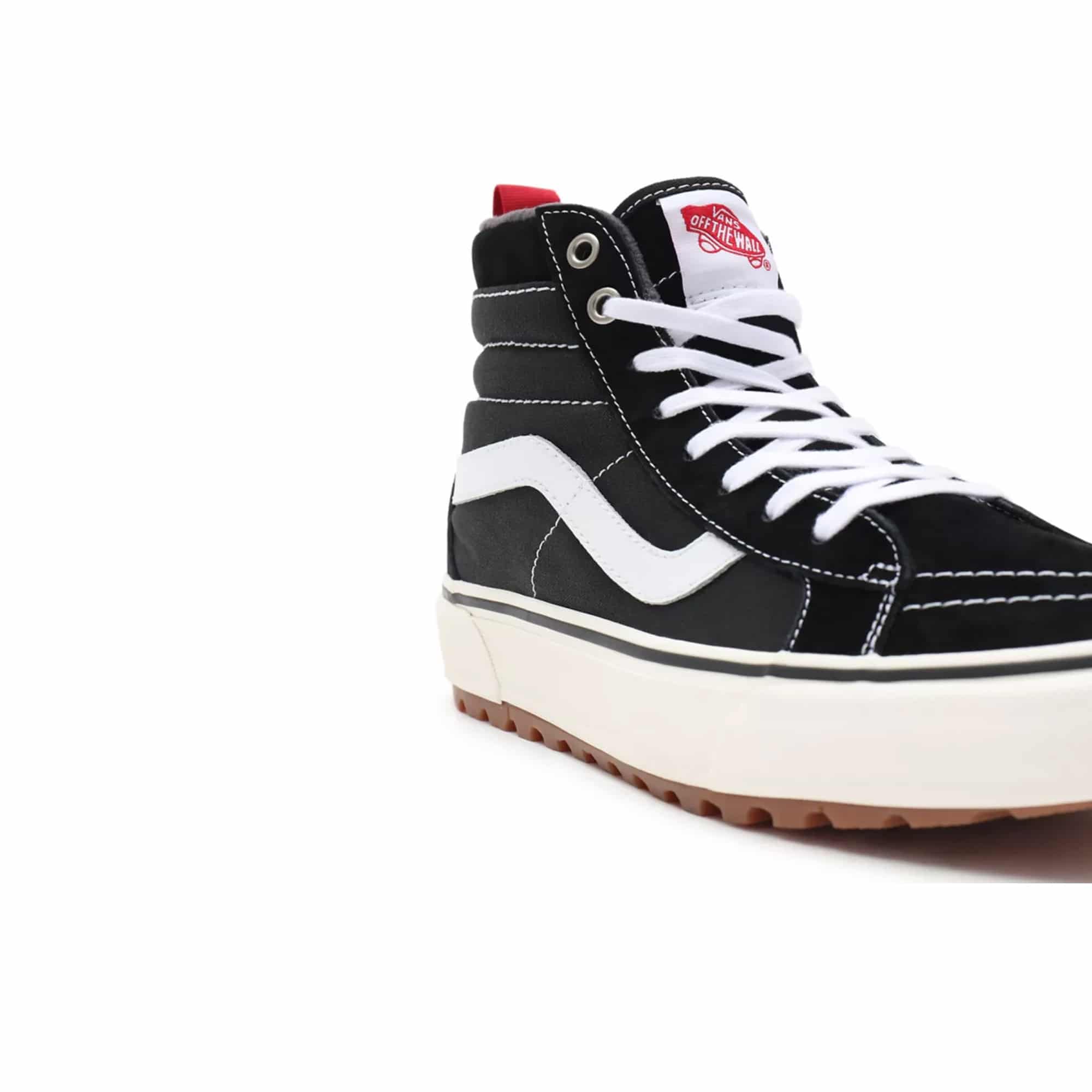https://admin.plaze-shop.de/wp-content/uploads/2021/11/Vans_VN0A5HZY6B_SK8Hi_MTE_plaze-shop_3.jpg