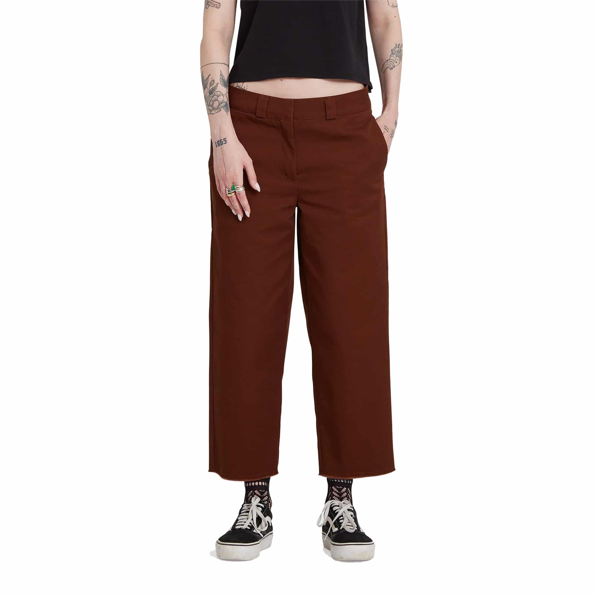 https://admin.plaze-shop.de/wp-content/uploads/2022/02/Whawhat-Chino-Pant-Brown-4.jpg