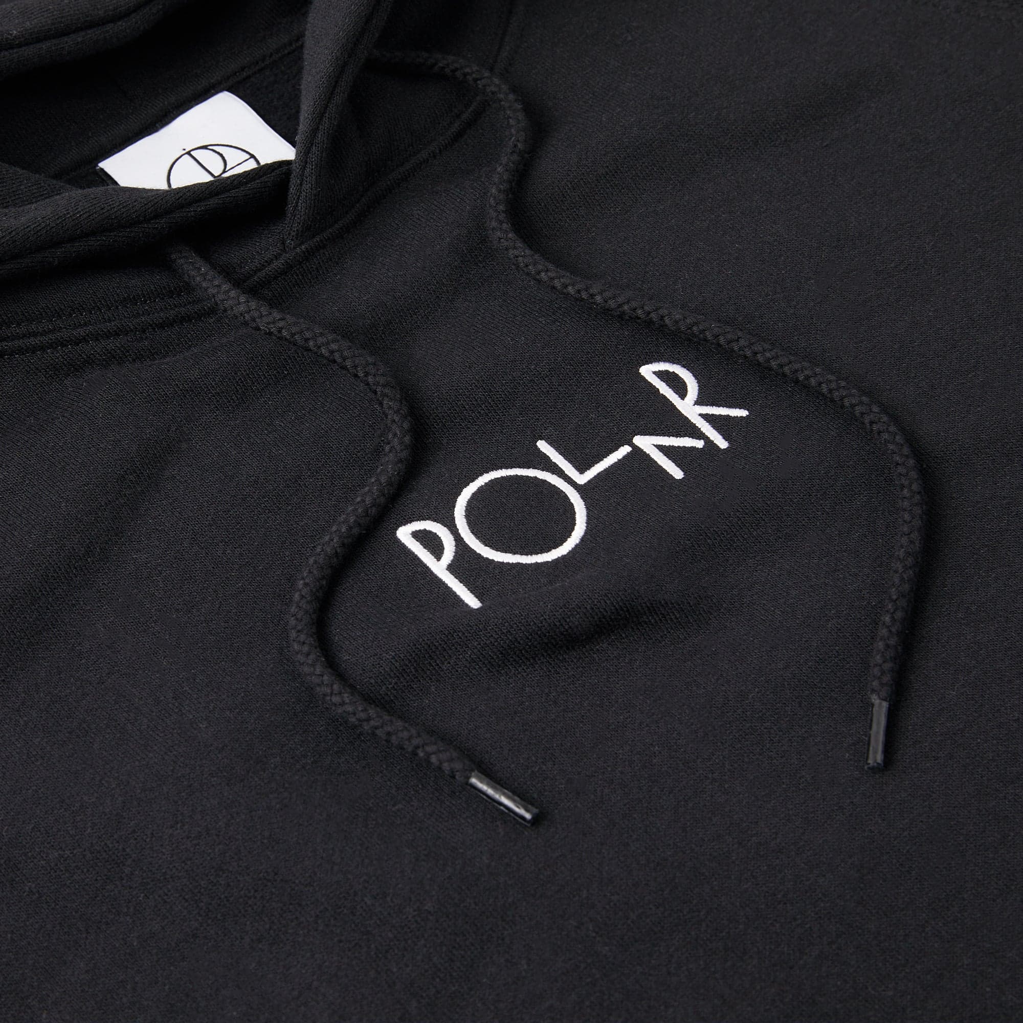 https://admin.plaze-shop.de/wp-content/uploads/2022/03/Polar_Default_Hoodie_Black_plaze-shop_3.jpg