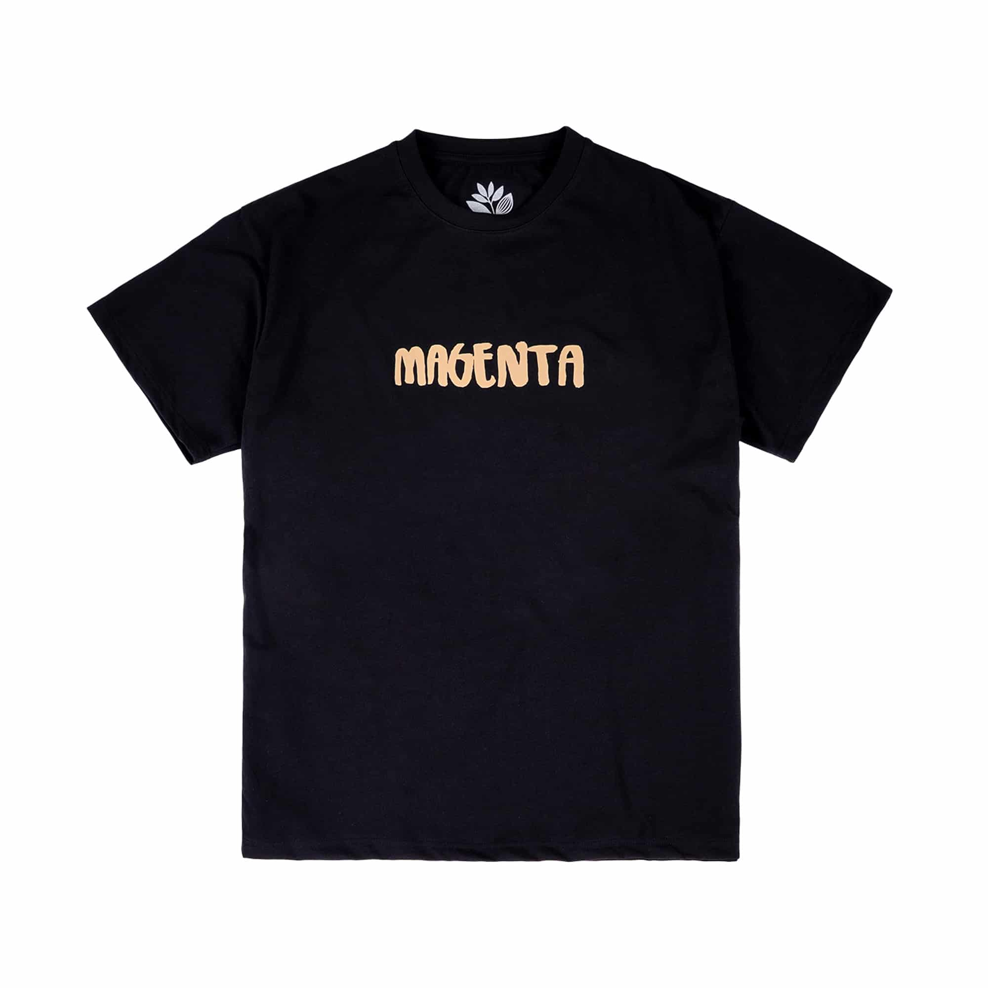 https://admin.plaze-shop.de/wp-content/uploads/2022/04/Magenta_OG_Brush_Tee_black_plaze-shop_1.jpg