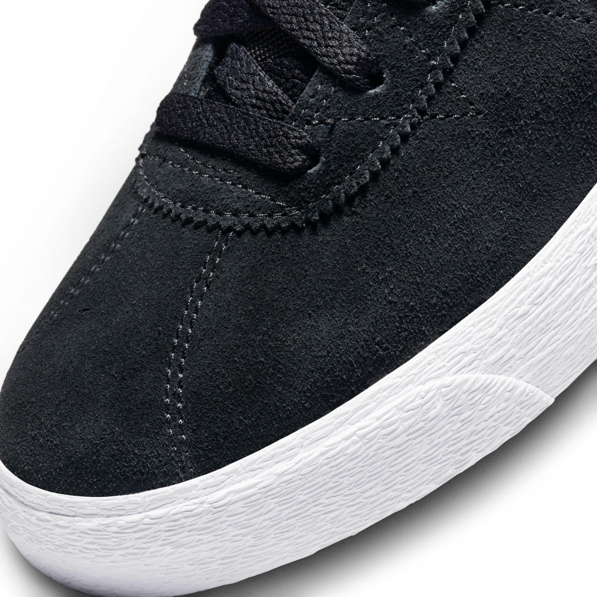 https://admin.plaze-shop.de/wp-content/uploads/2022/09/NikeSB_DR0126-001_Bruin_Hi_plaze-shop_5.jpeg