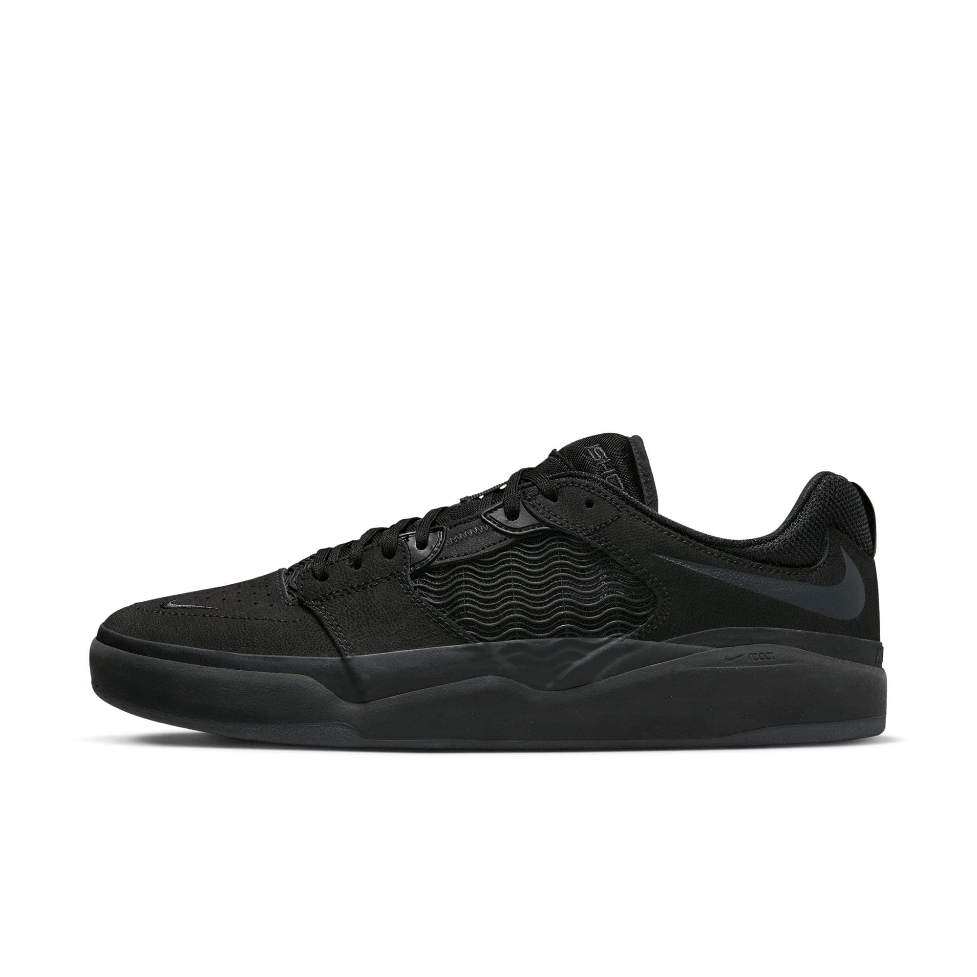 https://admin.plaze-shop.de/wp-content/uploads/2022/11/NikeSB_Ishod_DZ5648-001_plaze-shop_2.jpeg