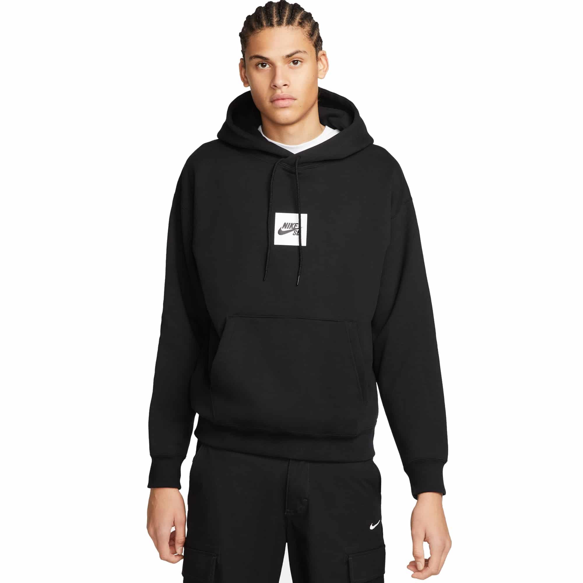 https://admin.plaze-shop.de/wp-content/uploads/2023/01/NikeSB_FLC_HD_Box_Logo_plaze-shop_1.jpg