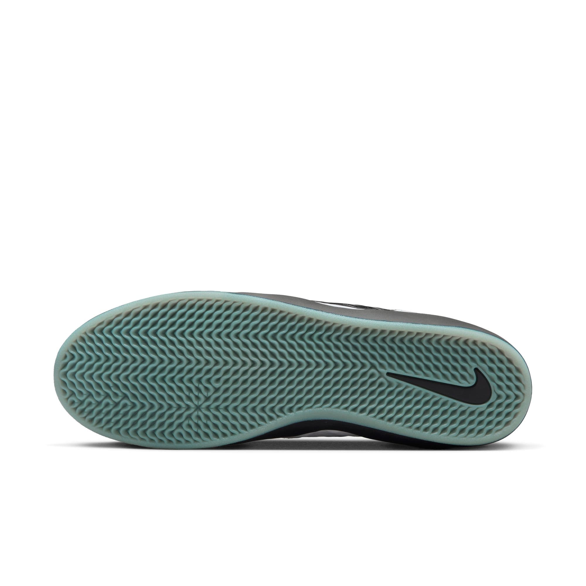 https://admin.plaze-shop.de/wp-content/uploads/2023/04/NikeSB_Ishod_White_Red_plaze-shop_11.jpeg