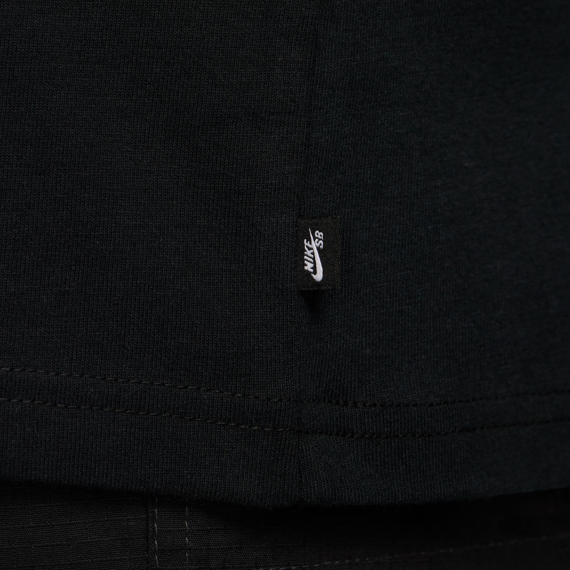 https://admin.plaze-shop.de/wp-content/uploads/2023/05/NikeSB_Globe_Guy_Black_plaze-shop_4.jpeg