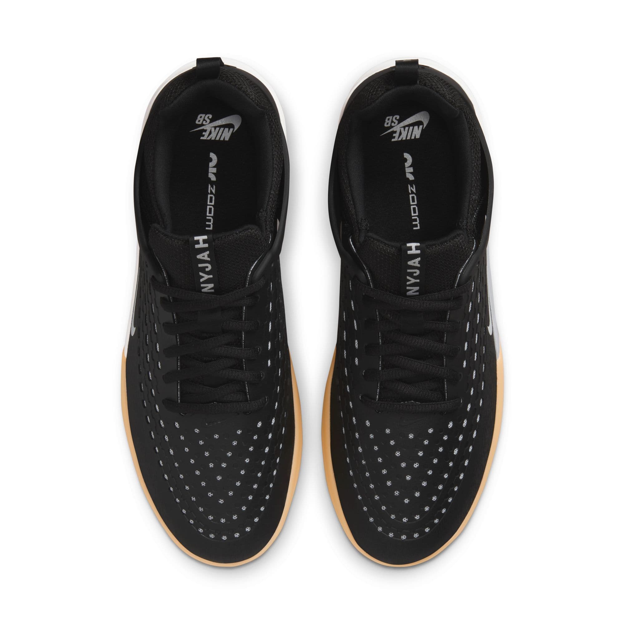 https://admin.plaze-shop.de/wp-content/uploads/2023/06/NIkeSB_Nyjah_DV7896_001_plaze-shop_7.jpeg