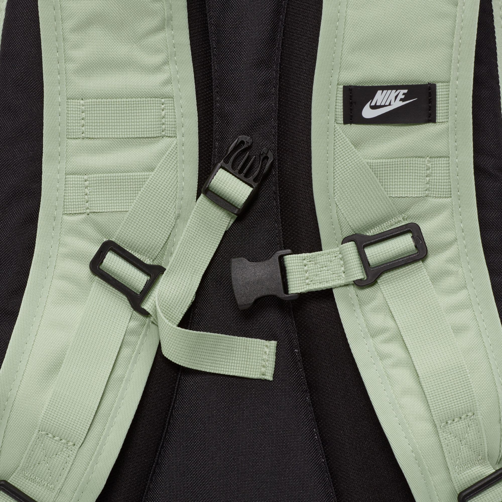 https://admin.plaze-shop.de/wp-content/uploads/2023/06/NikeSB_Backpack_BA5971-343_plaze-shop_9.jpeg