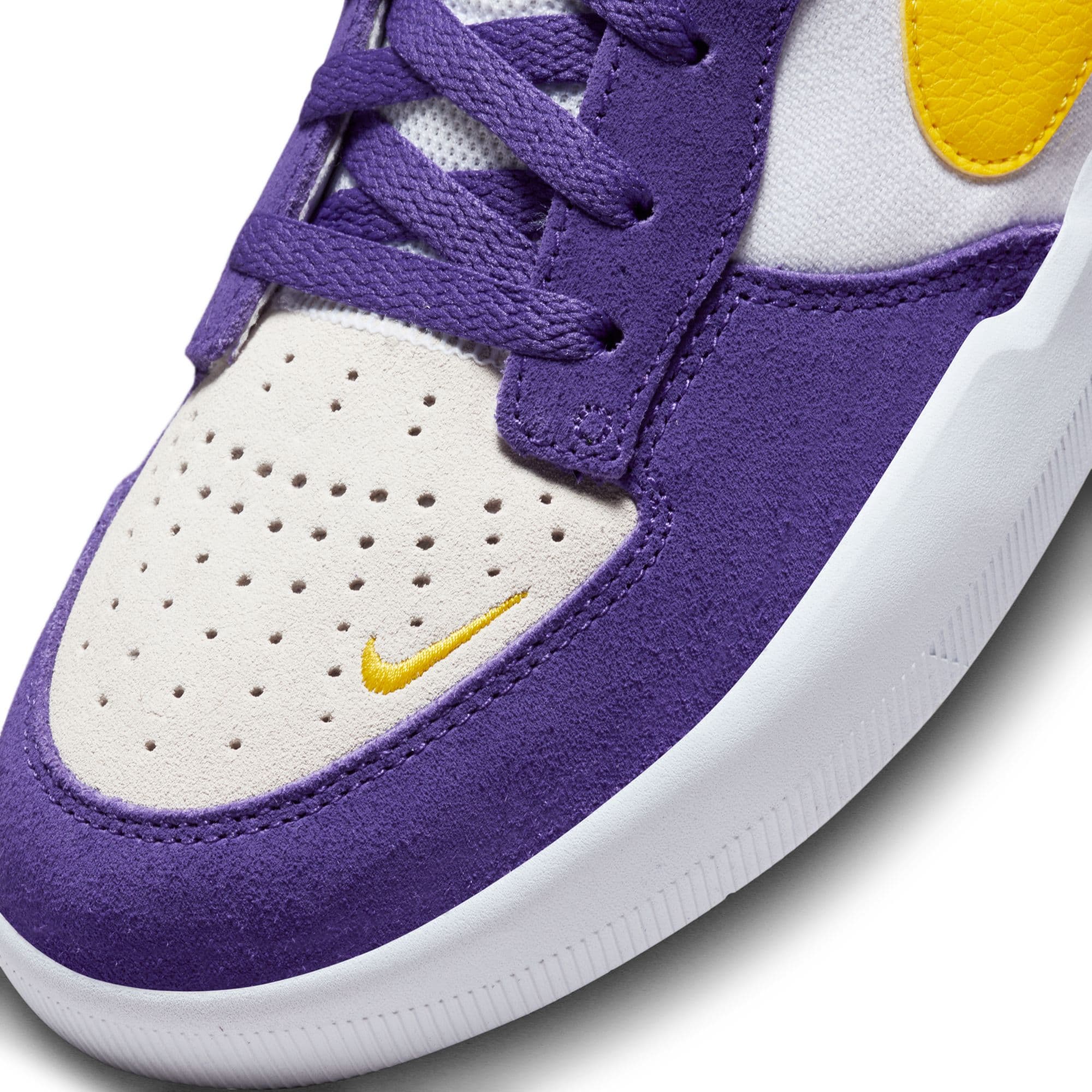 https://admin.plaze-shop.de/wp-content/uploads/2023/09/NikeSB_Force58_DV5477_500_plaze-shop_3.jpeg
