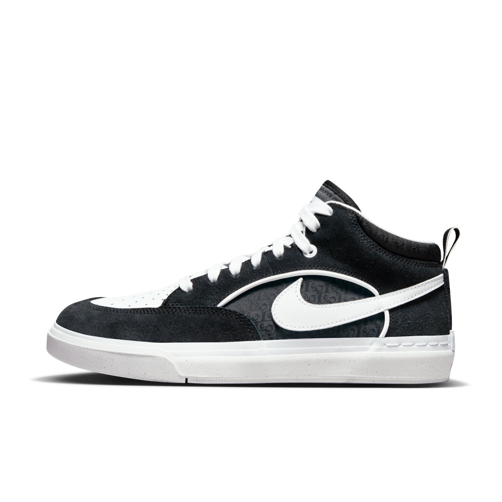 https://admin.plaze-shop.de/wp-content/uploads/2023/10/NikeSB_React_Leo_plaze-shop_2.jpeg