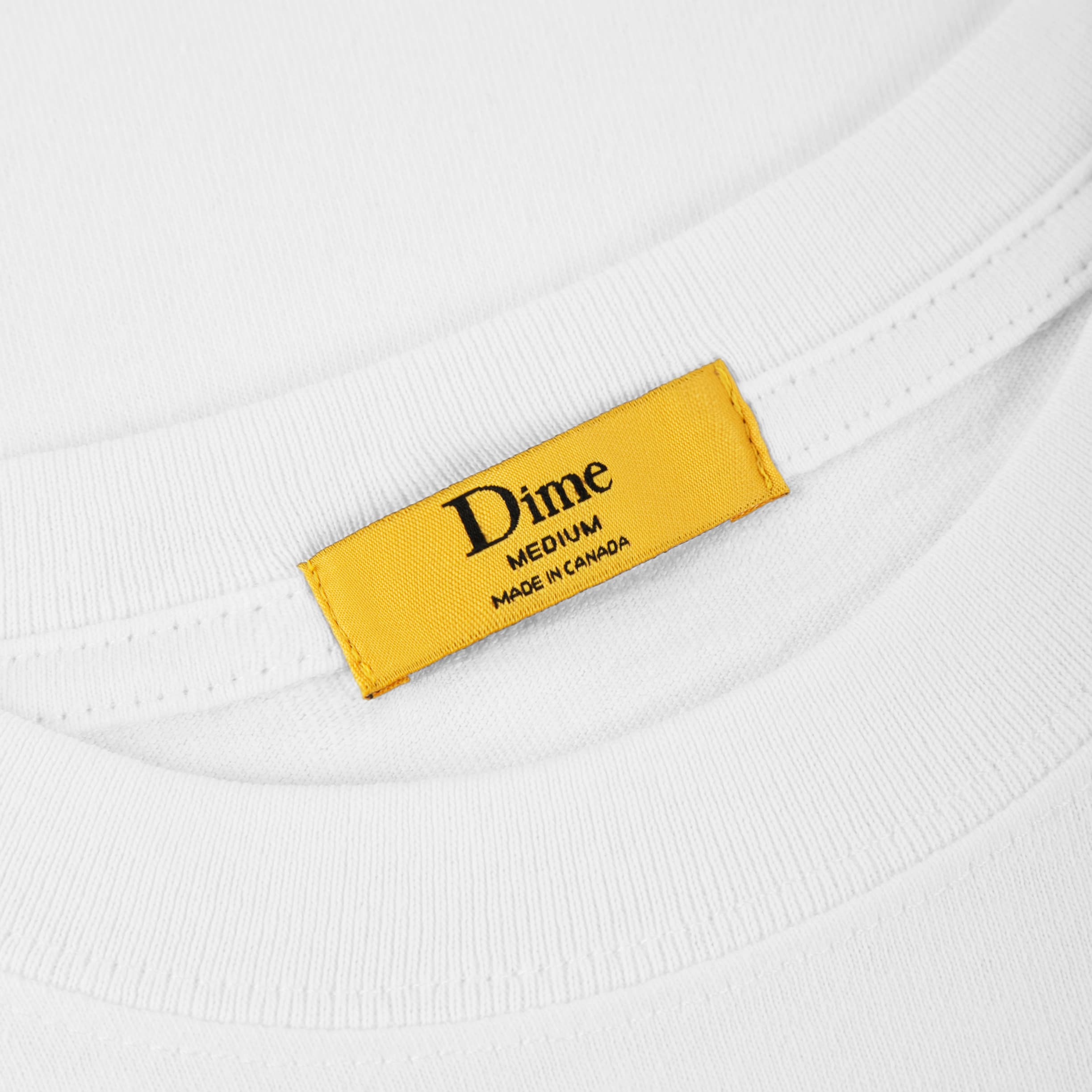 https://admin.plaze-shop.de/wp-content/uploads/2023/11/Dime_Tee_Closeup_White_plaze-shop_1.jpg