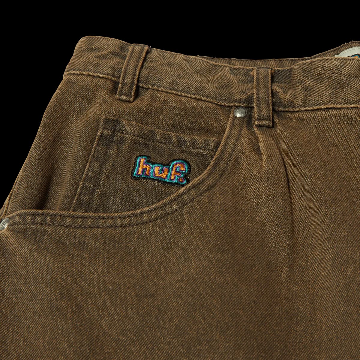 https://admin.plaze-shop.de/wp-content/uploads/2024/03/HUF_Cromer_Short_Camel_plaze-shop_1-3.webp