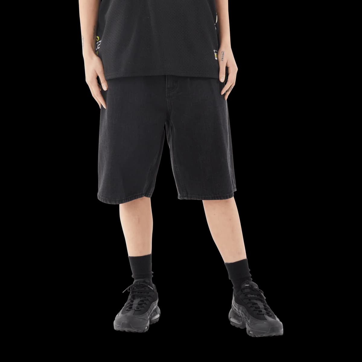 https://admin.plaze-shop.de/wp-content/uploads/2024/03/Huf_Cromer_Short_Black_plaze-shop_1-1.webp