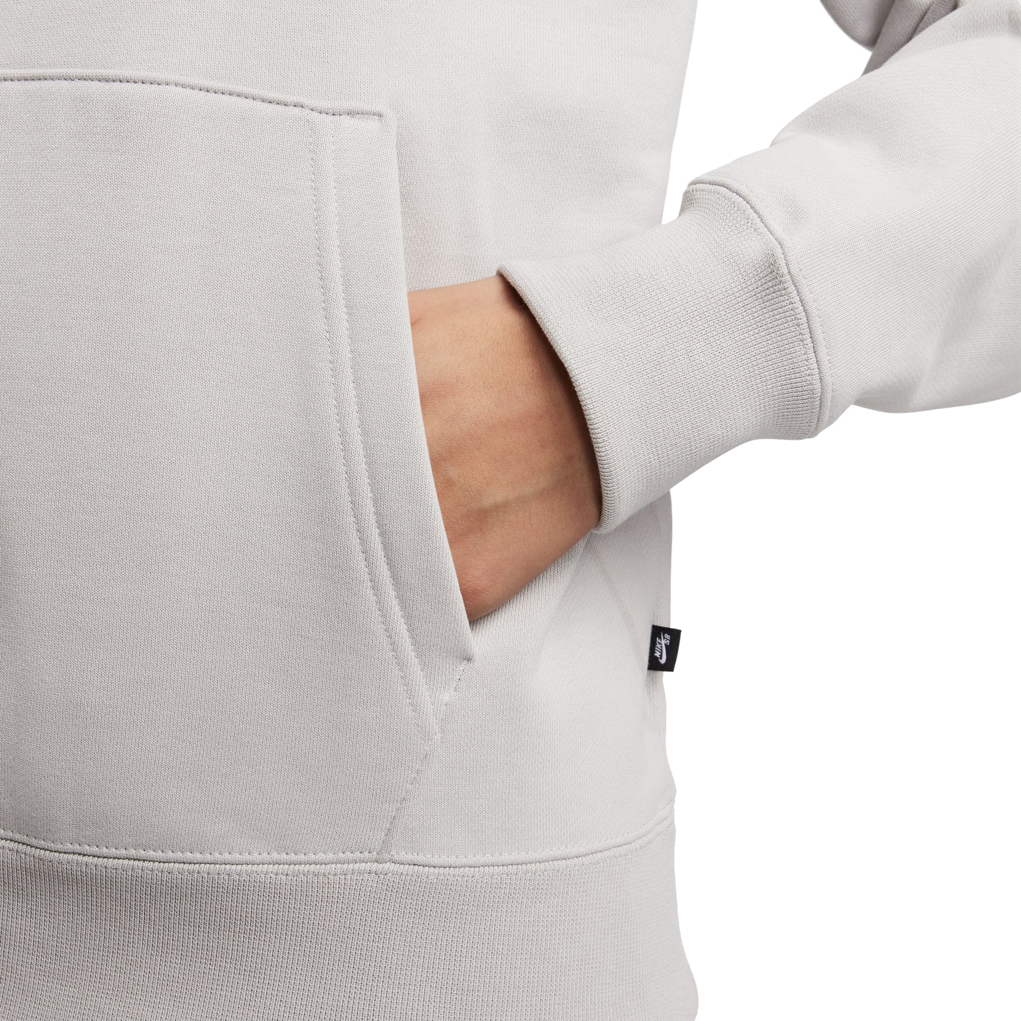 https://admin.plaze-shop.de/wp-content/uploads/2024/10/NikeSB_FN2502-003_plaze-shop_1-3.jpeg