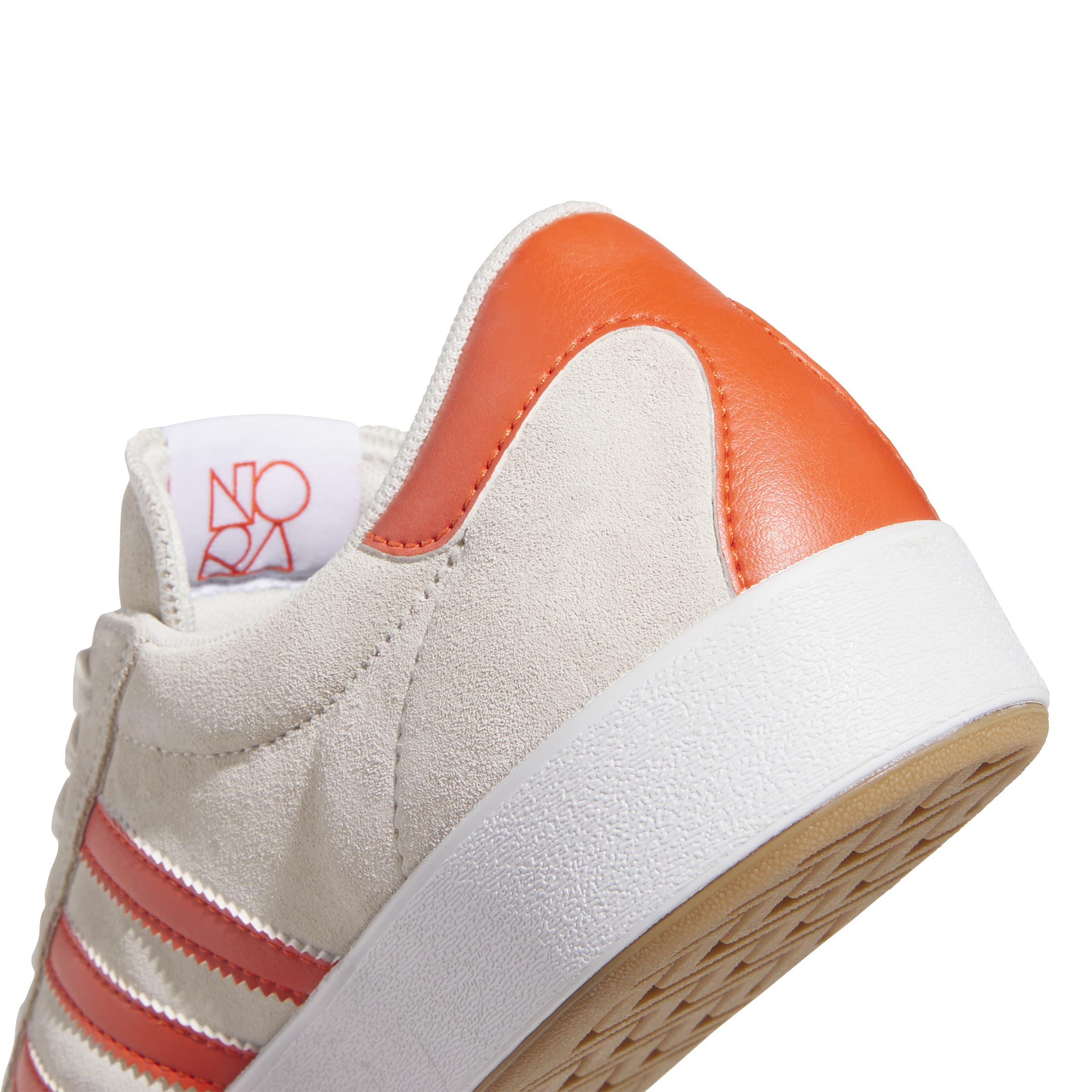 https://admin.plaze-shop.de/wp-content/uploads/2025/05/Adidas_Nora_JP5652_plaze-shop_1-8.jpg