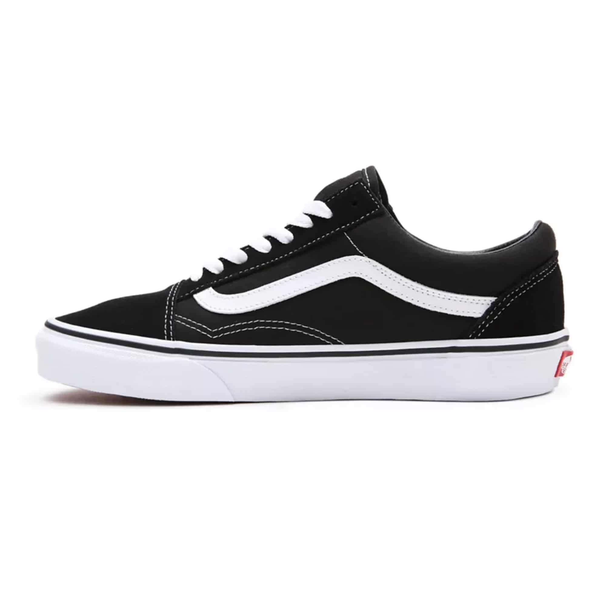 https://admin.plaze-shop.de/wp-content/uploads/2021/04/VN000D3HY281_Vans_Old_Skool_Black_White_Plaze-Shop_5.jpg