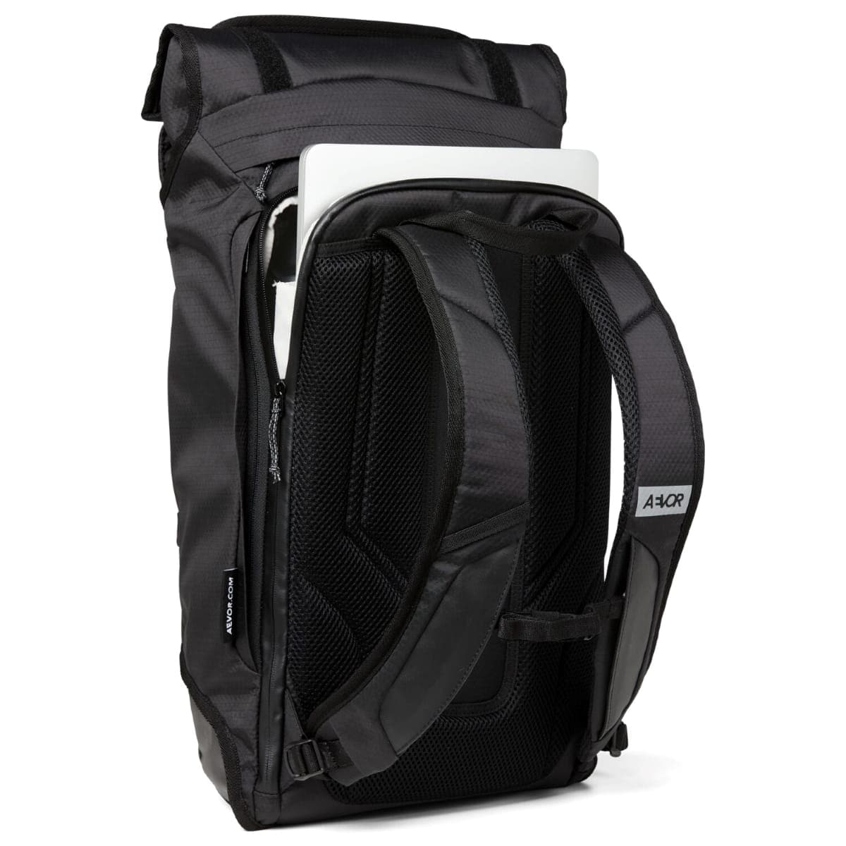 https://admin.plaze-shop.de/wp-content/uploads/2021/12/Aevor-TRW-001-801-Trip_Pack-Proof-black_plaze-skateshop5.jpg