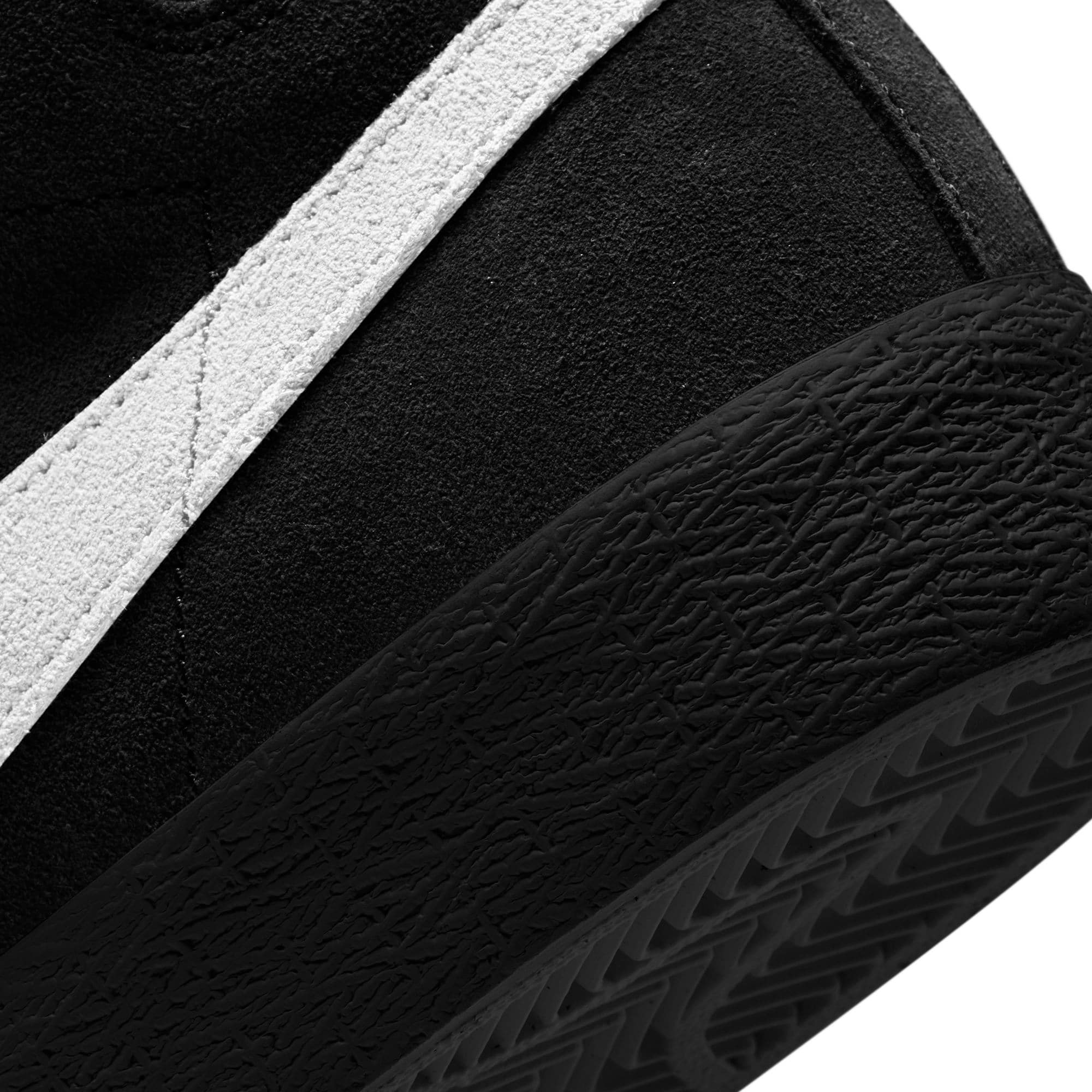 https://admin.plaze-shop.de/wp-content/uploads/2022/06/864349-007_NikeSB_BlazerMid_black_black_white_plaze-skateshop_4.jpg