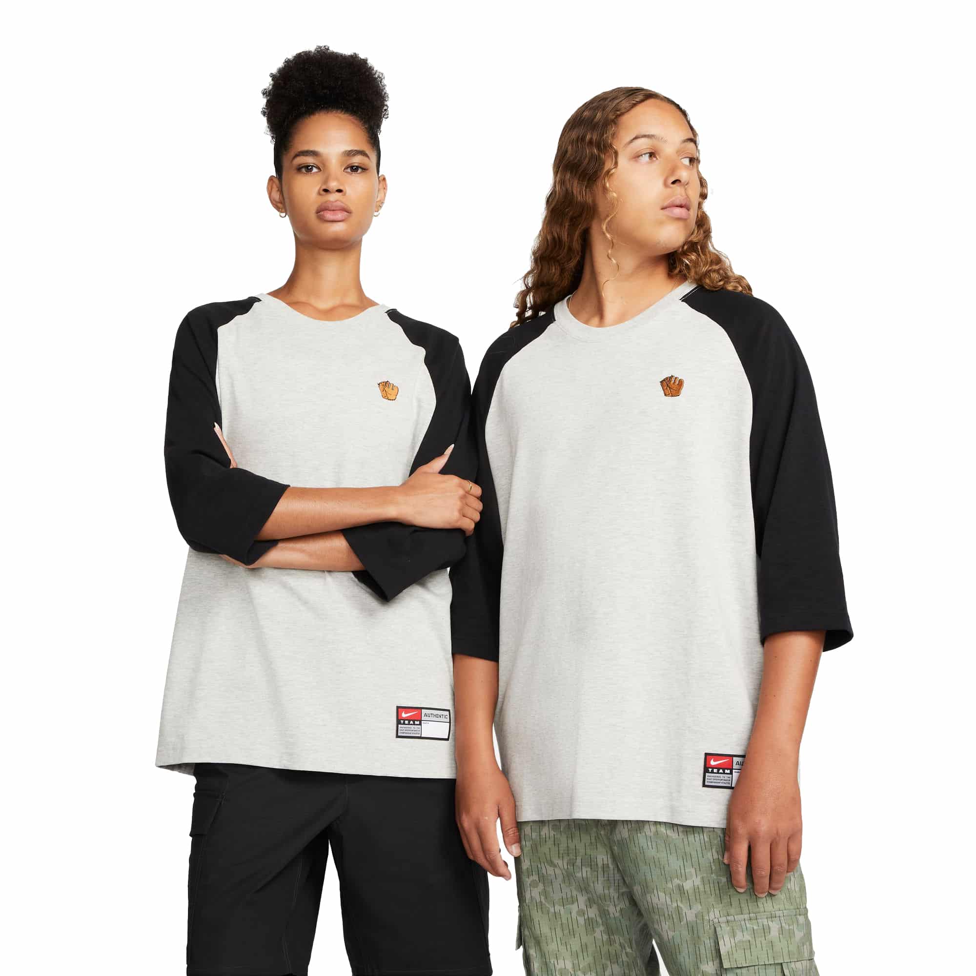 https://admin.plaze-shop.de/wp-content/uploads/2022/07/DV1725-050_NikeSB_BSBL_RGLN_Tee_SF_plaze-skateshop_3.jpg