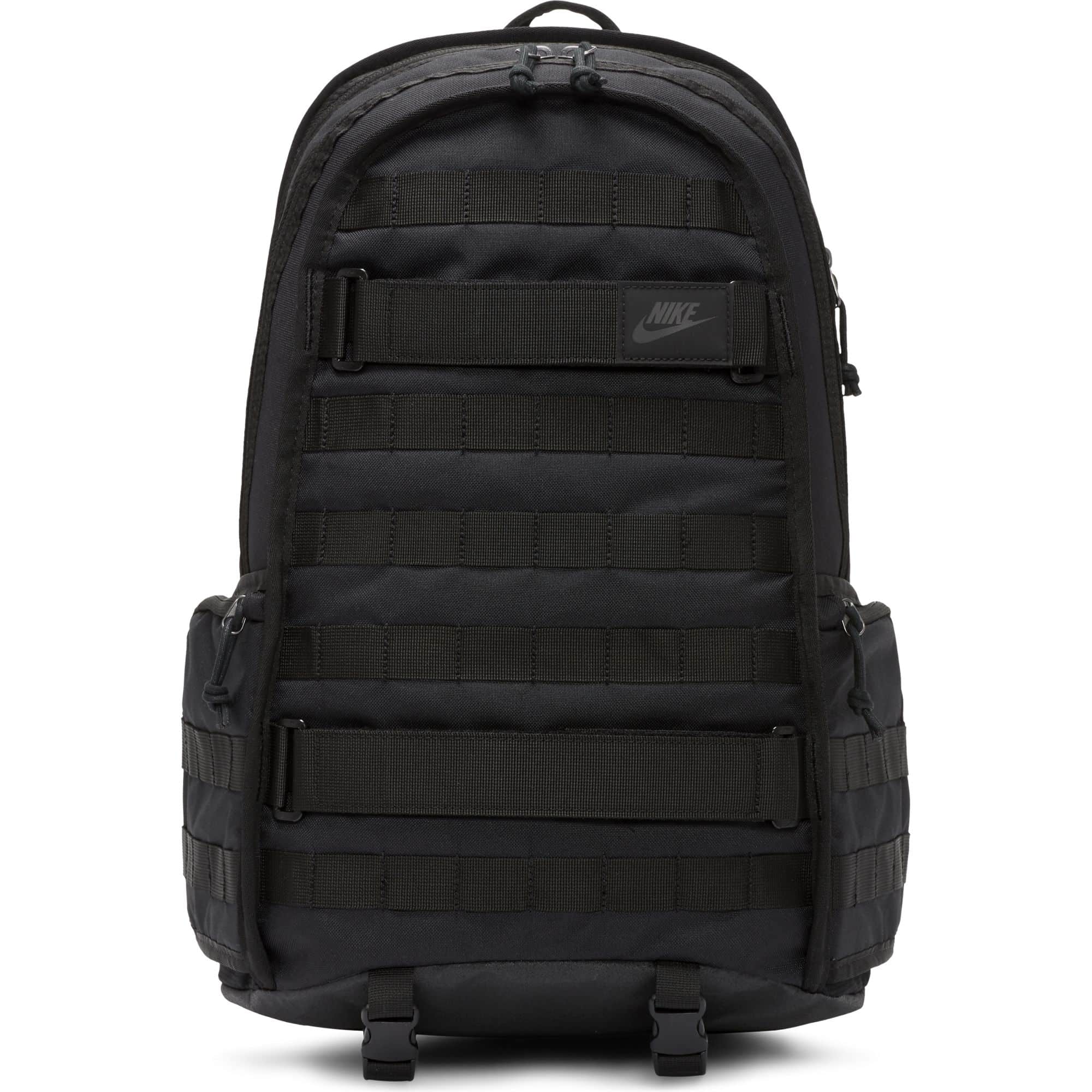 https://admin.plaze-shop.de/wp-content/uploads/2022/08/BA5971-014_Nike_RPM_Backpack_Black_Plaze-Shop_2.jpeg