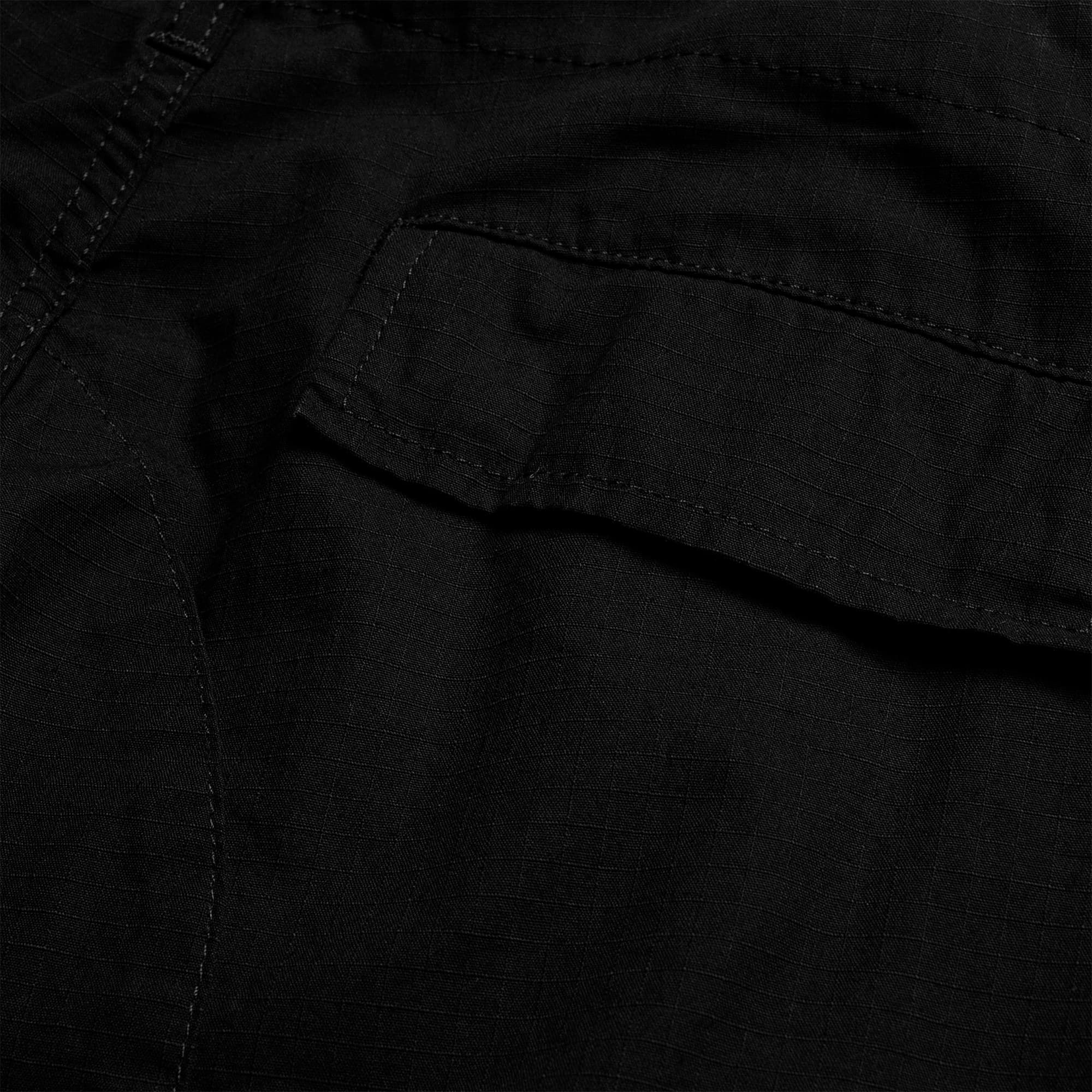 https://admin.plaze-shop.de/wp-content/uploads/2023/05/I028245_CarharttWIP_Aviation-Short_black_plaze-skateshop_5.jpg