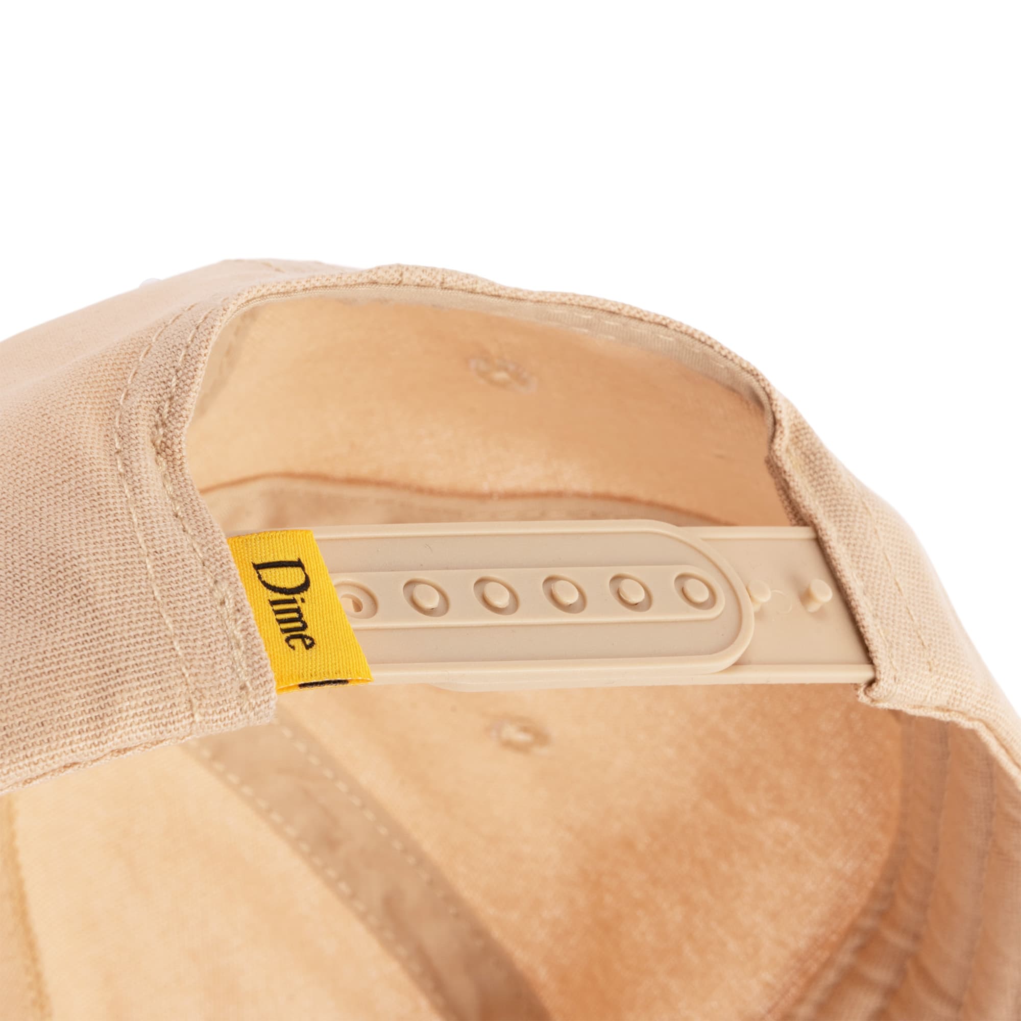 https://admin.plaze-shop.de/wp-content/uploads/2023/09/Dime_Classic3DWorkerCap_beige_blackwhite_plaze-skateshop_3.jpg