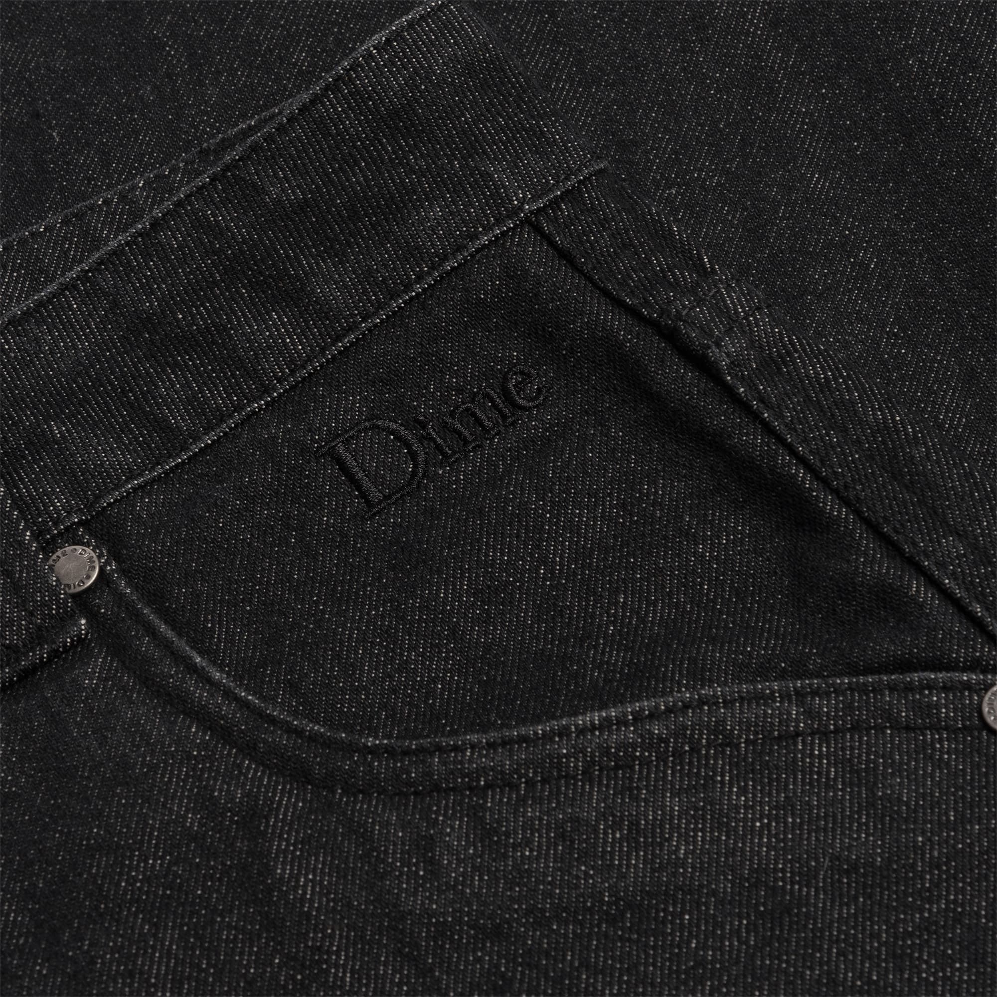 https://admin.plaze-shop.de/wp-content/uploads/2023/09/Dime_ClassicBaggyDenimPants_blackwhite_plaze-skateshop_3.jpg