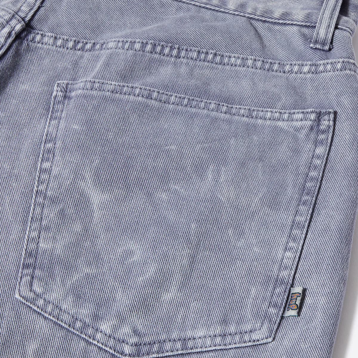 https://admin.plaze-shop.de/wp-content/uploads/2023/09/Huf_Cromer_Washed_Pant_Dusty_Purple_plaze-4.webp