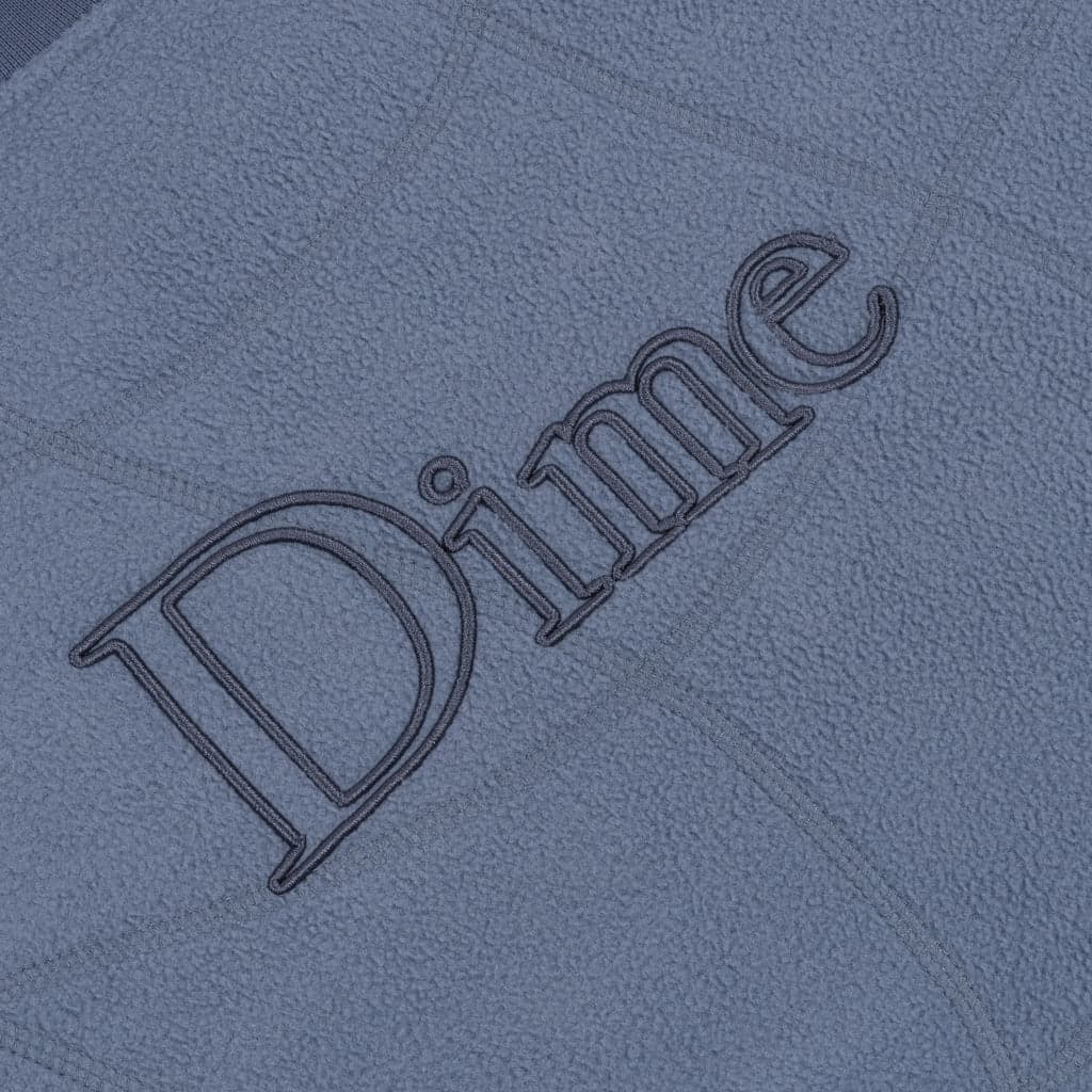 https://admin.plaze-shop.de/wp-content/uploads/2023/11/Dime_Polar_Wave_Crewneck_Stone_Blue_plaze-shop_2.jpg