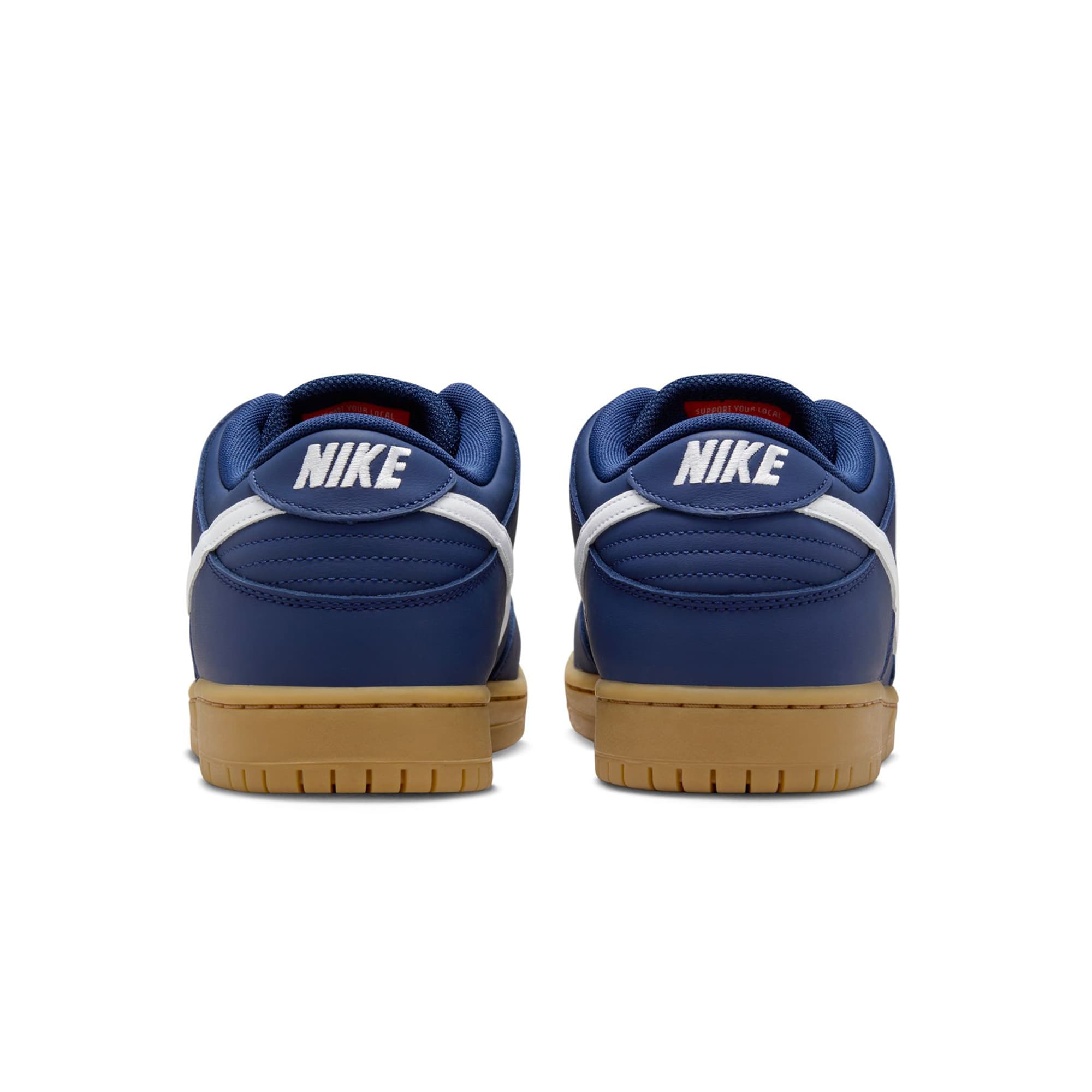 https://admin.plaze-shop.de/wp-content/uploads/2024/02/FJ1674-400_NikeSB_DunkLowPro_navy-gum_plaze-skateshop_5.jpg