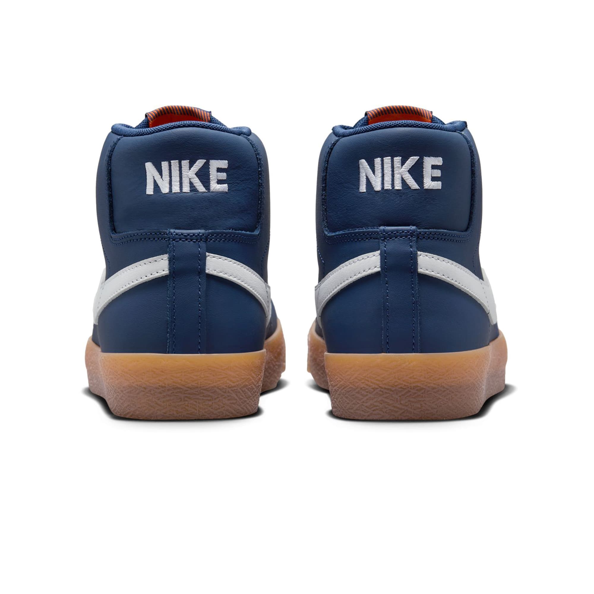 https://admin.plaze-shop.de/wp-content/uploads/2024/02/FJ1680-400_NikeSB_BlazerMid_navy-gum_plaze-skateshop_6.jpg