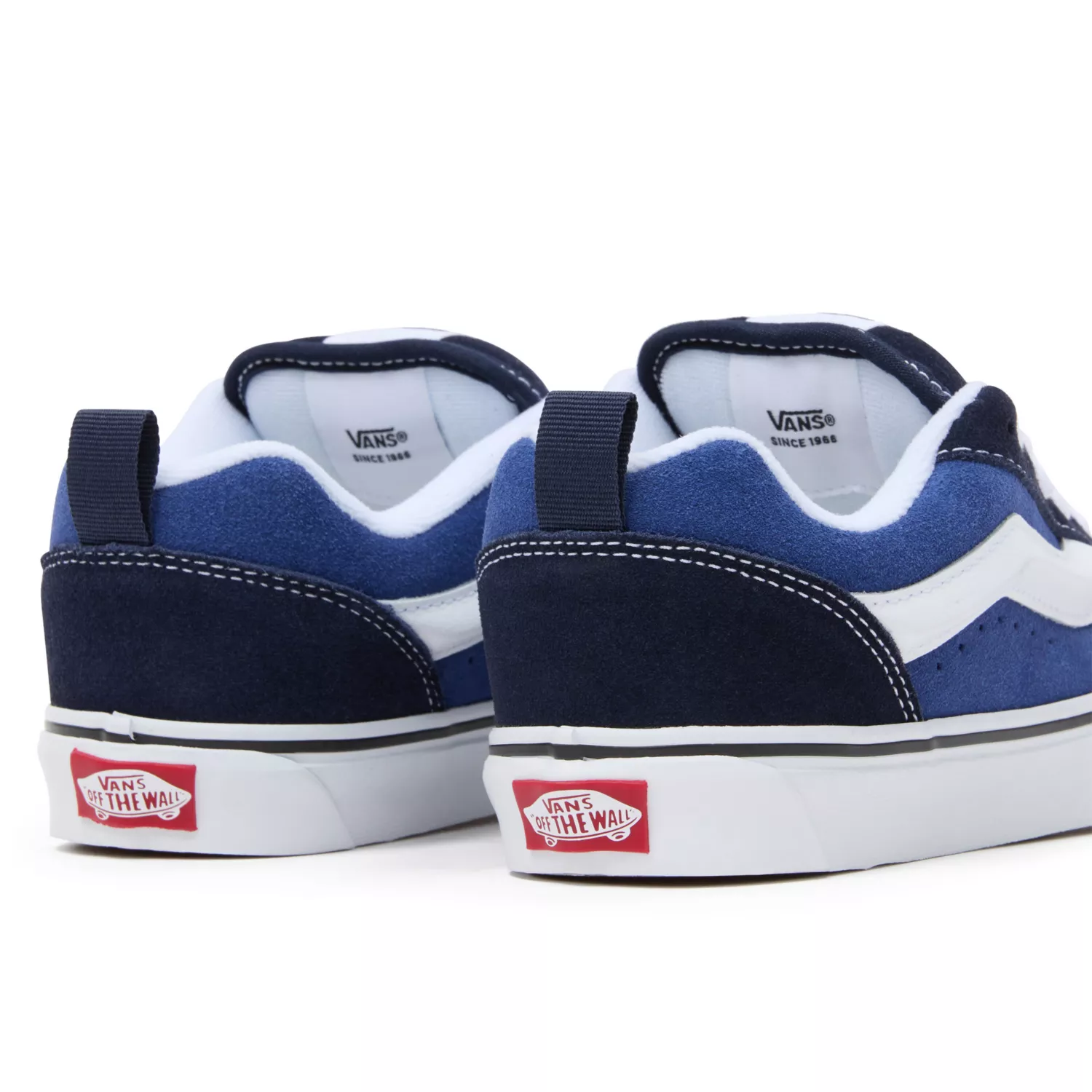 https://admin.plaze-shop.de/wp-content/uploads/2024/02/Vans_Knu_Skool_VN0009QCNWD1_plaze-shop_5.webp
