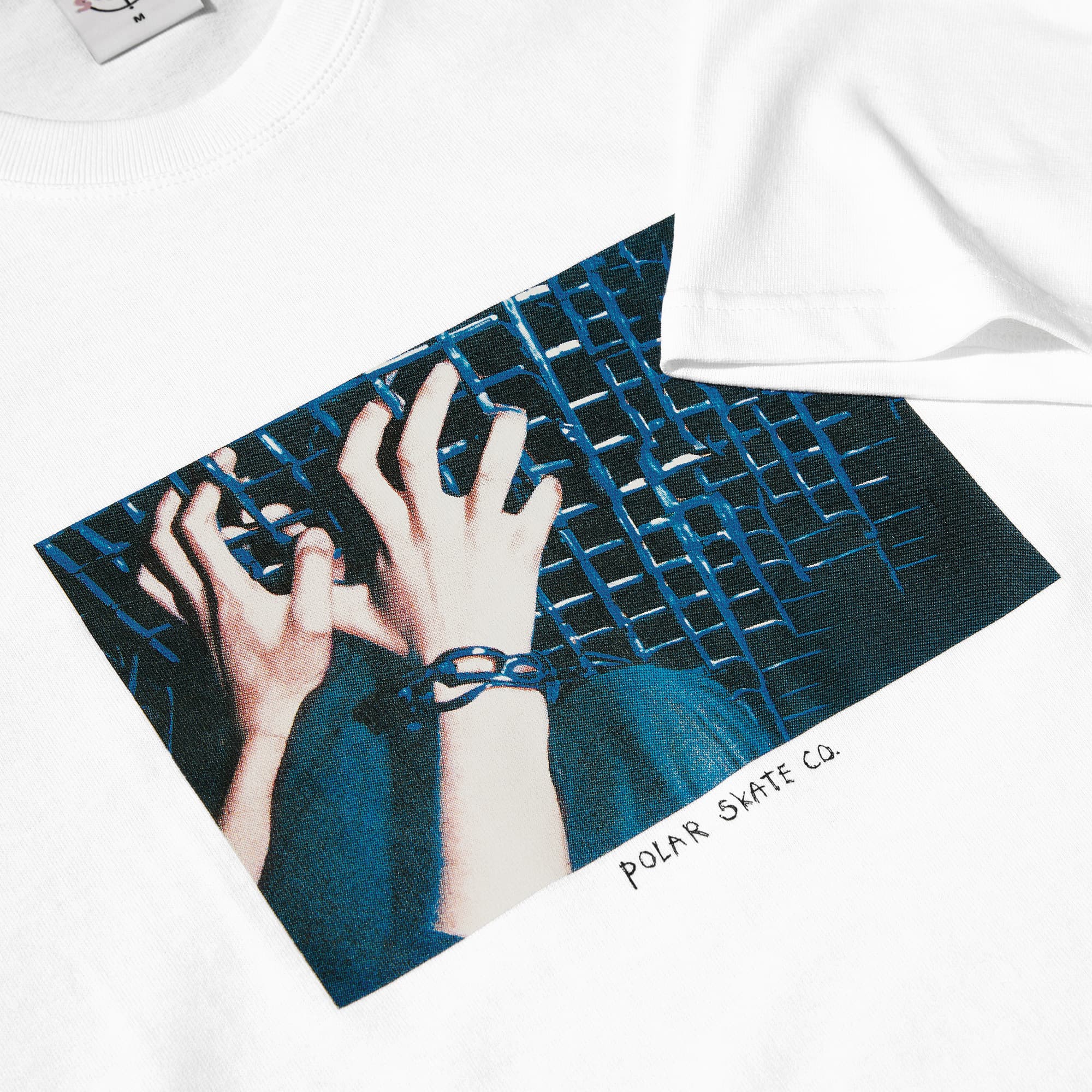 https://admin.plaze-shop.de/wp-content/uploads/2024/03/PolarSkateco_Caged-Hands-Tee_white_plaze-skateshop_3.jpg
