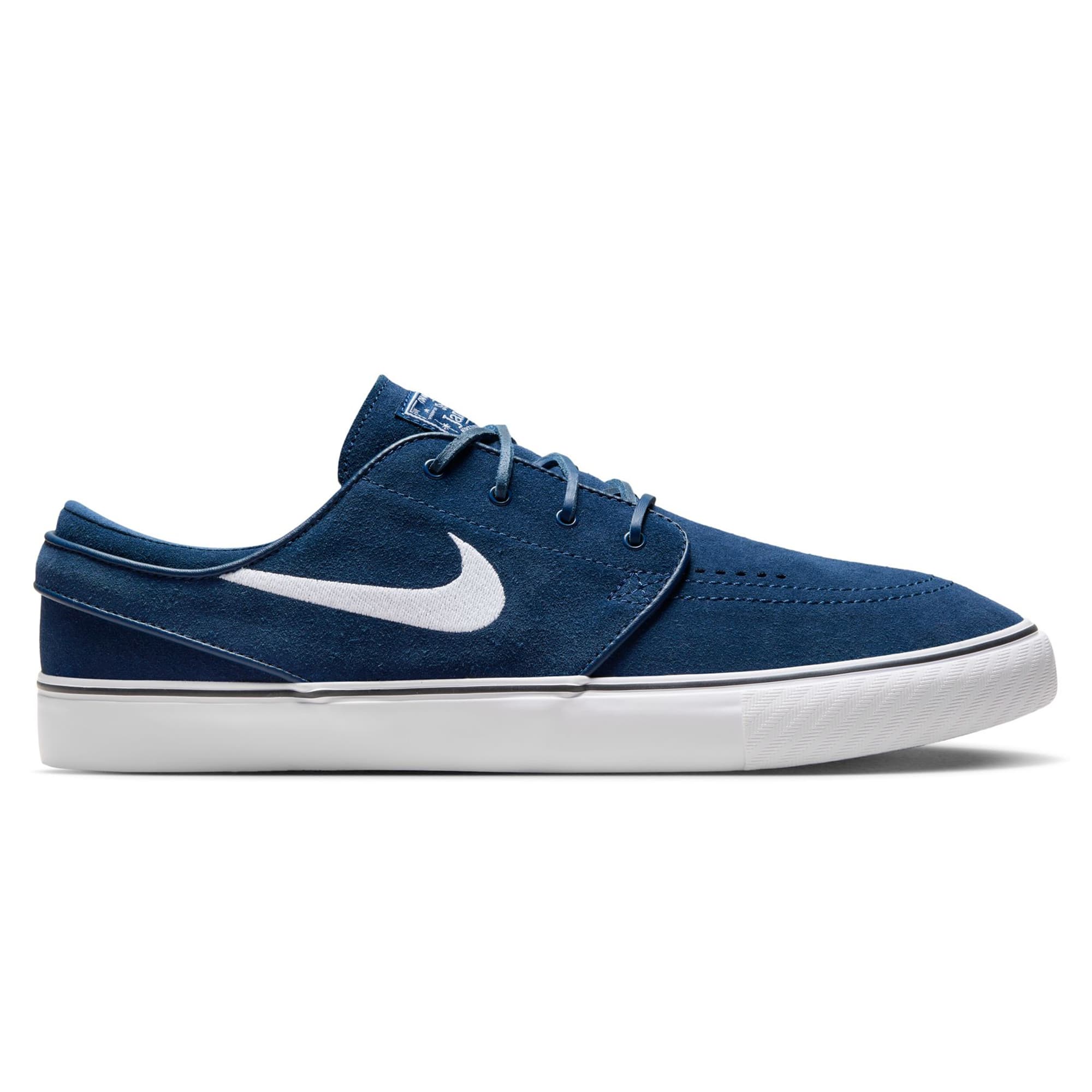 https://admin.plaze-shop.de/wp-content/uploads/2024/04/NikeSB_FD6757-400_Janoski_OG_plaze-shop_1-1.jpeg