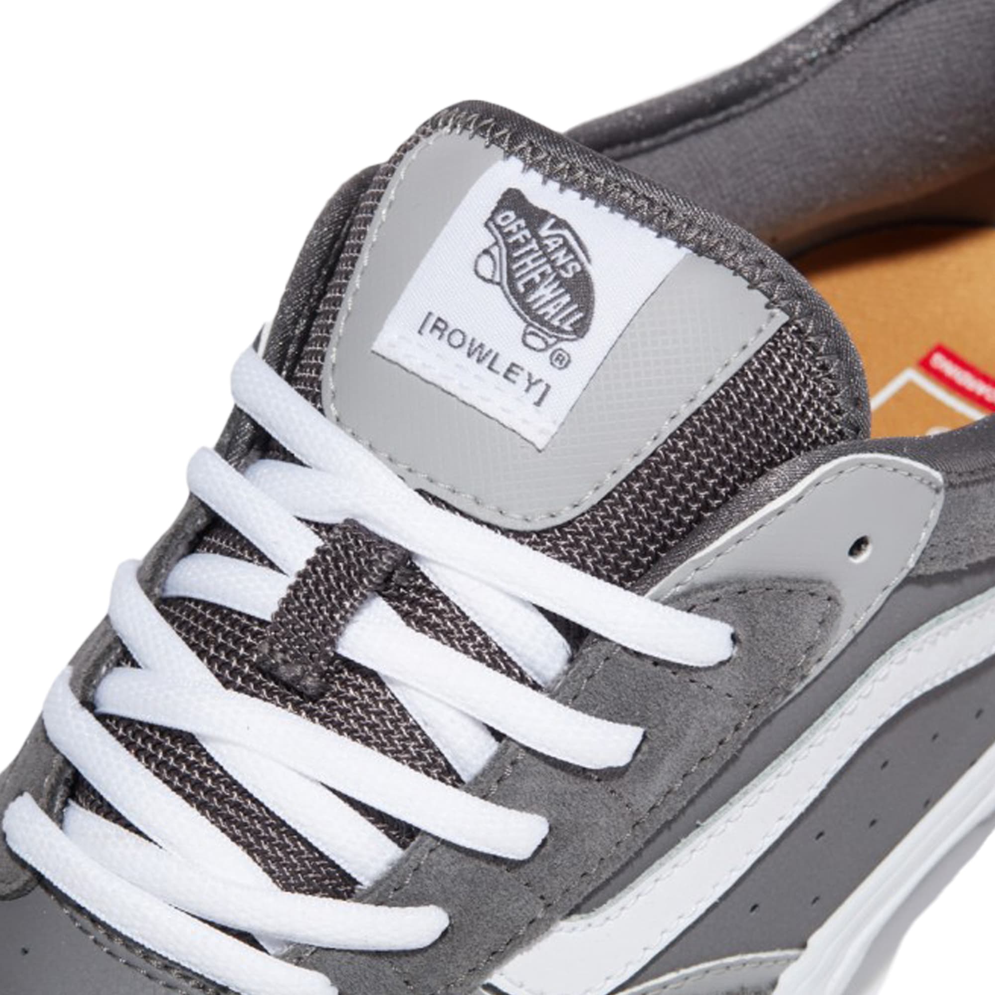 https://admin.plaze-shop.de/wp-content/uploads/2024/04/Vans_Skate_Rowley_Grey_White_VN0A2Z3O1XM1_plaze-shop_1-4.jpg