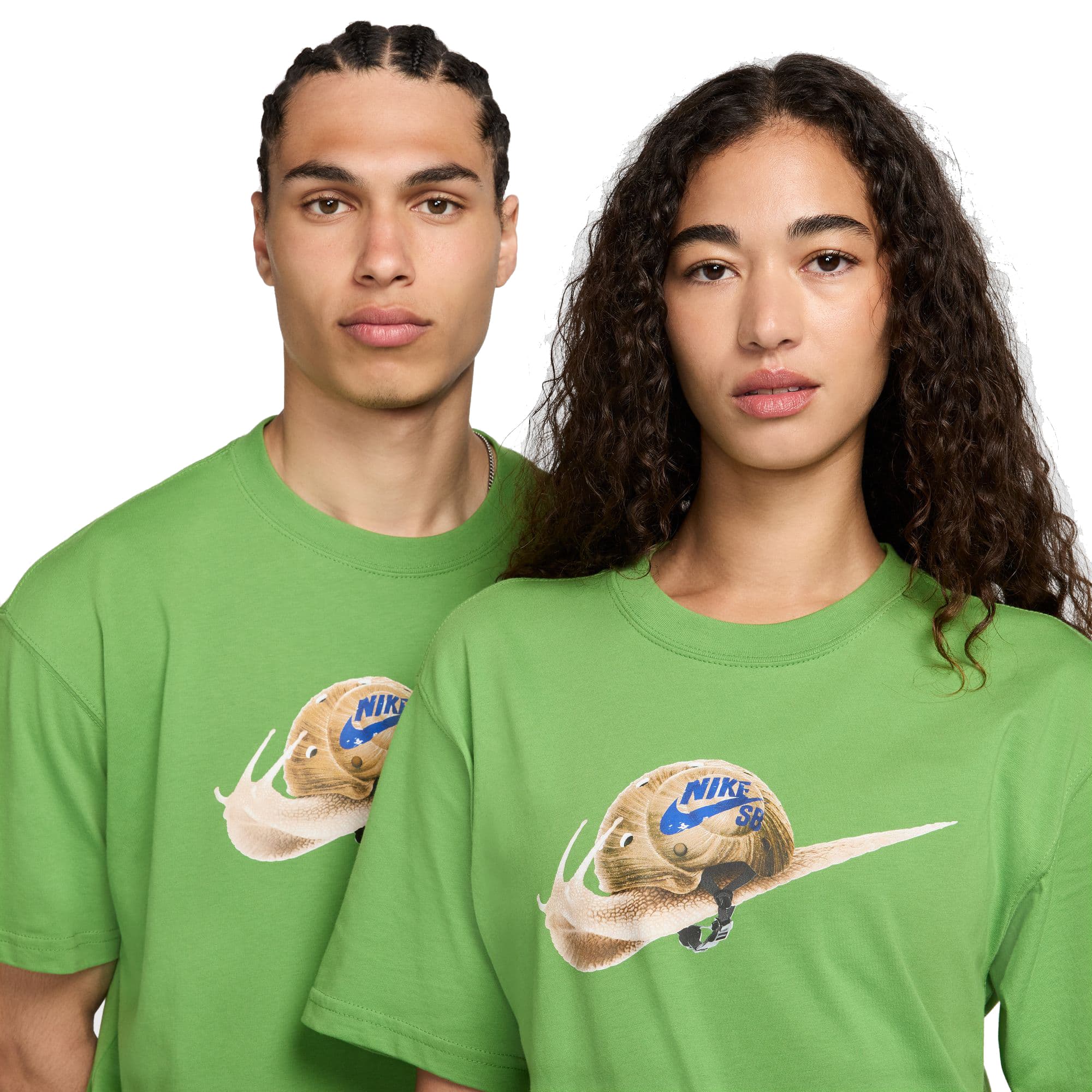 https://admin.plaze-shop.de/wp-content/uploads/2024/07/FZ5283_350_NikeSB_Republique-Tee_green_plazeskateshop_3.jpg