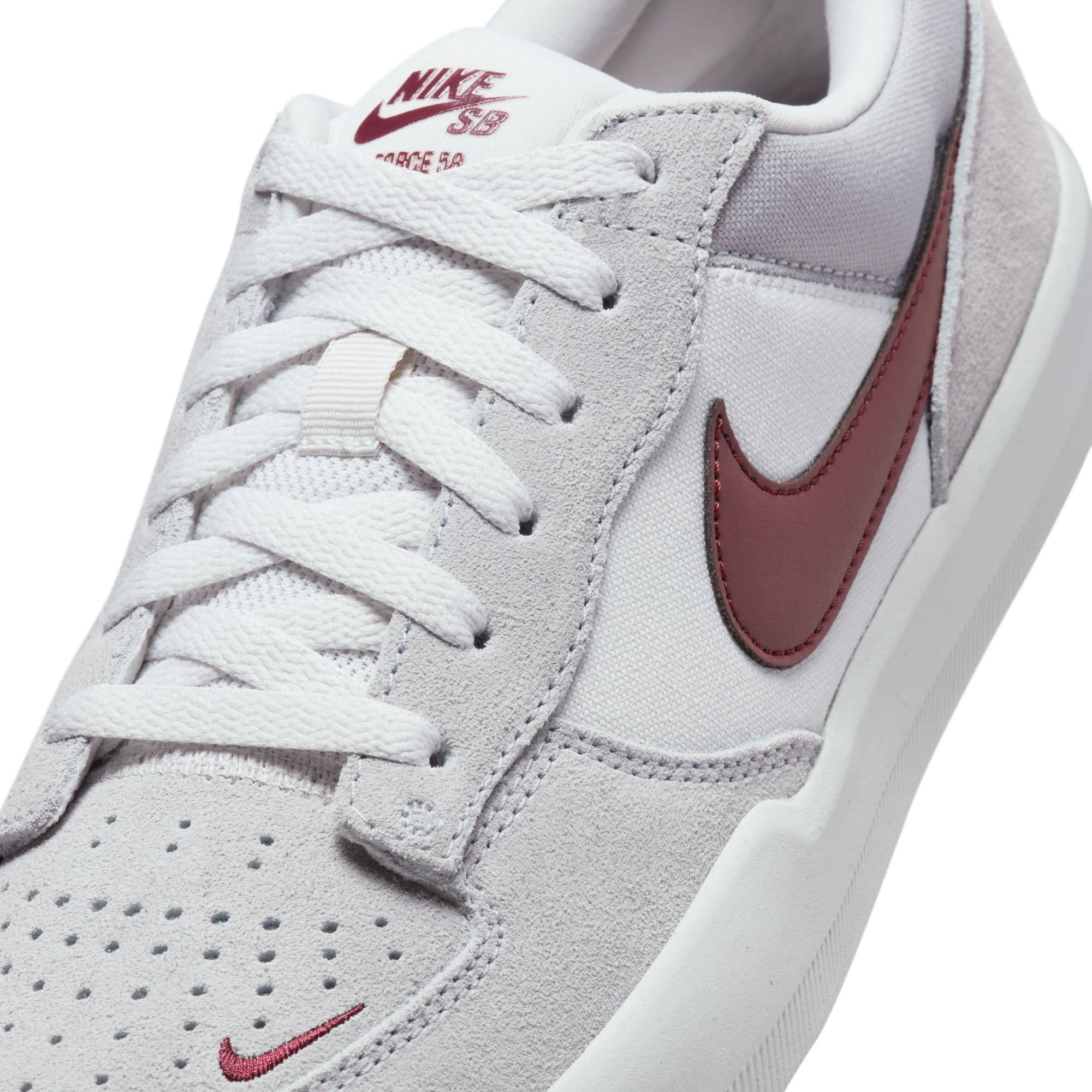 https://admin.plaze-shop.de/wp-content/uploads/2024/07/NikeSB_Force_58_FQ7637_001_plaze-shop_1-3.jpeg