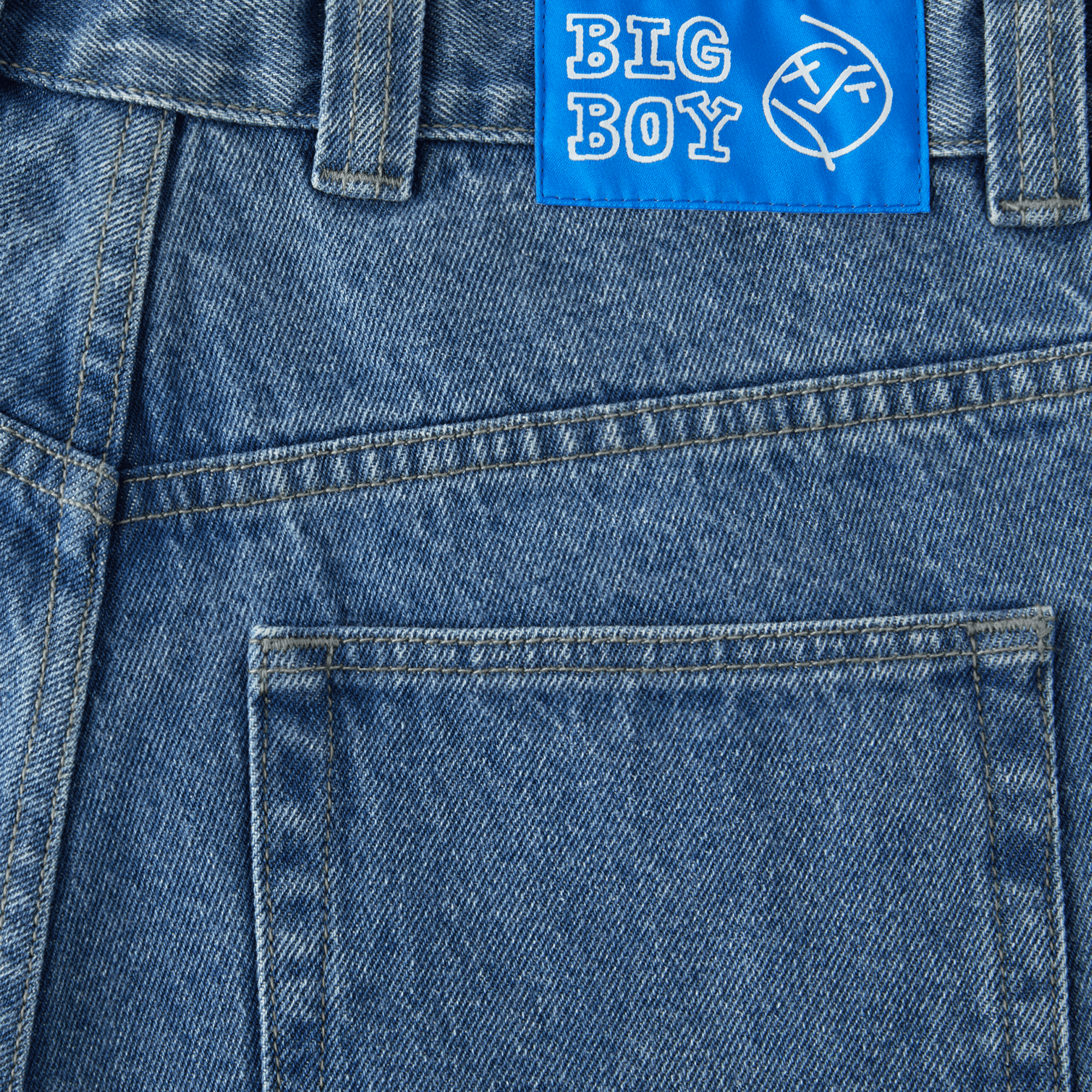 https://admin.plaze-shop.de/wp-content/uploads/2024/08/Polar_Big_Boy_Pant_Mid_Blue_plaze-shop_1-3.png