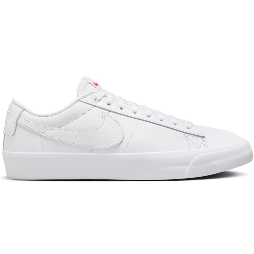 Nike SB Blazer Low Pro GT ISO - white/white