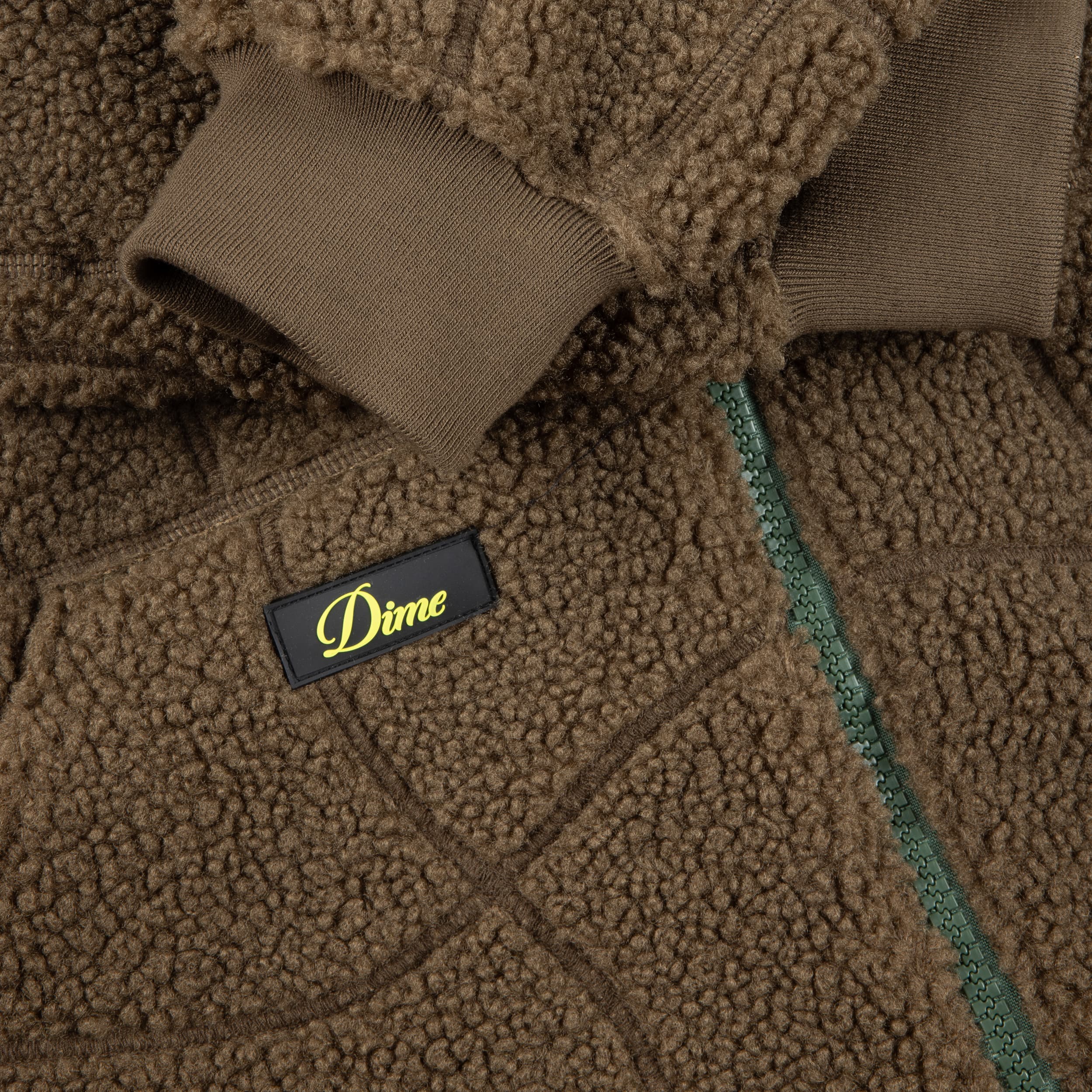 https://admin.plaze-shop.de/wp-content/uploads/2024/09/Dime_Sherpa_Fleece_Military_Brown_plaze-shop_1-3.jpg