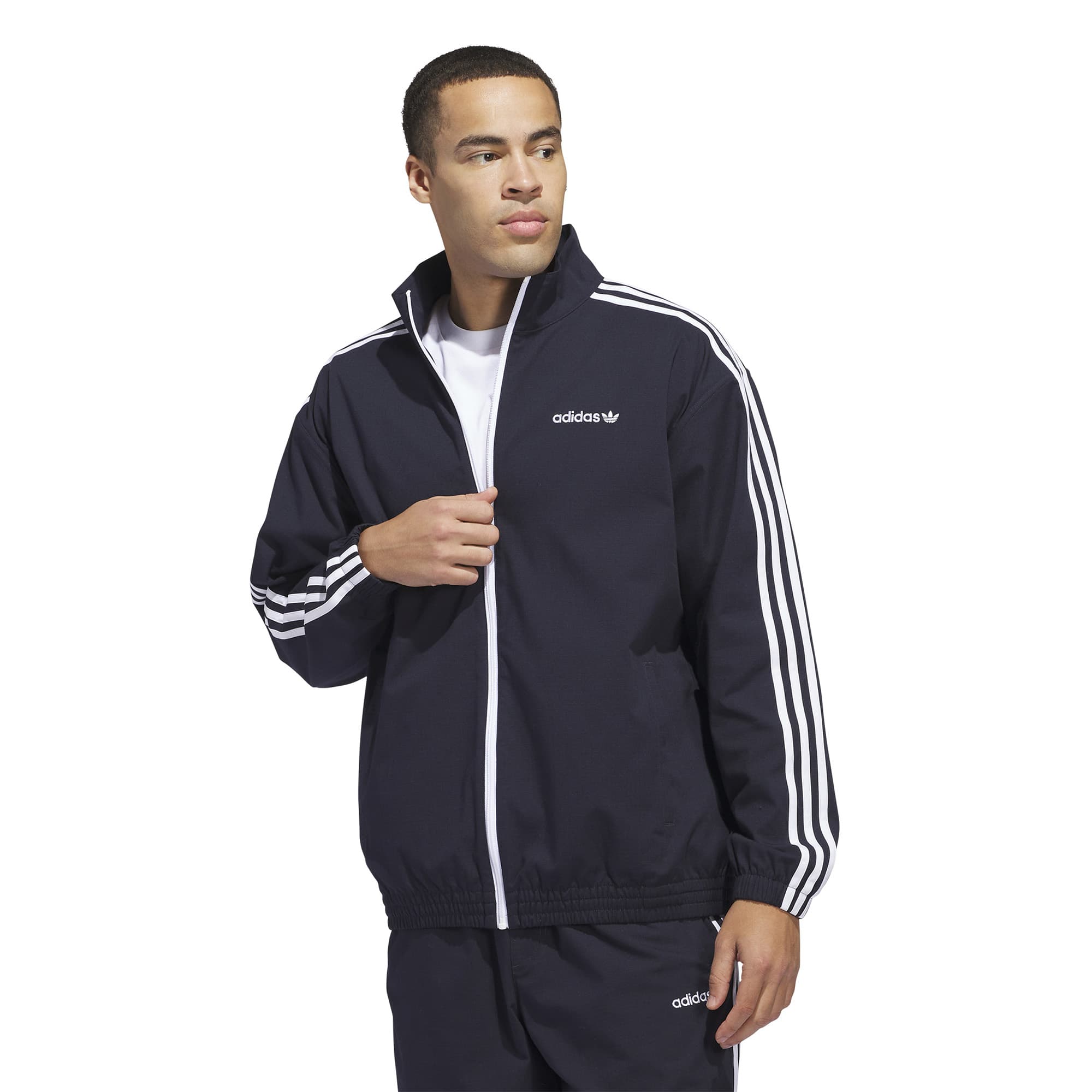 https://admin.plaze-shop.de/wp-content/uploads/2024/09/IY1631_AdidasSkateboarding_Superfire_Track_Jacket_Legink_plaze-skateshop_4.jpg