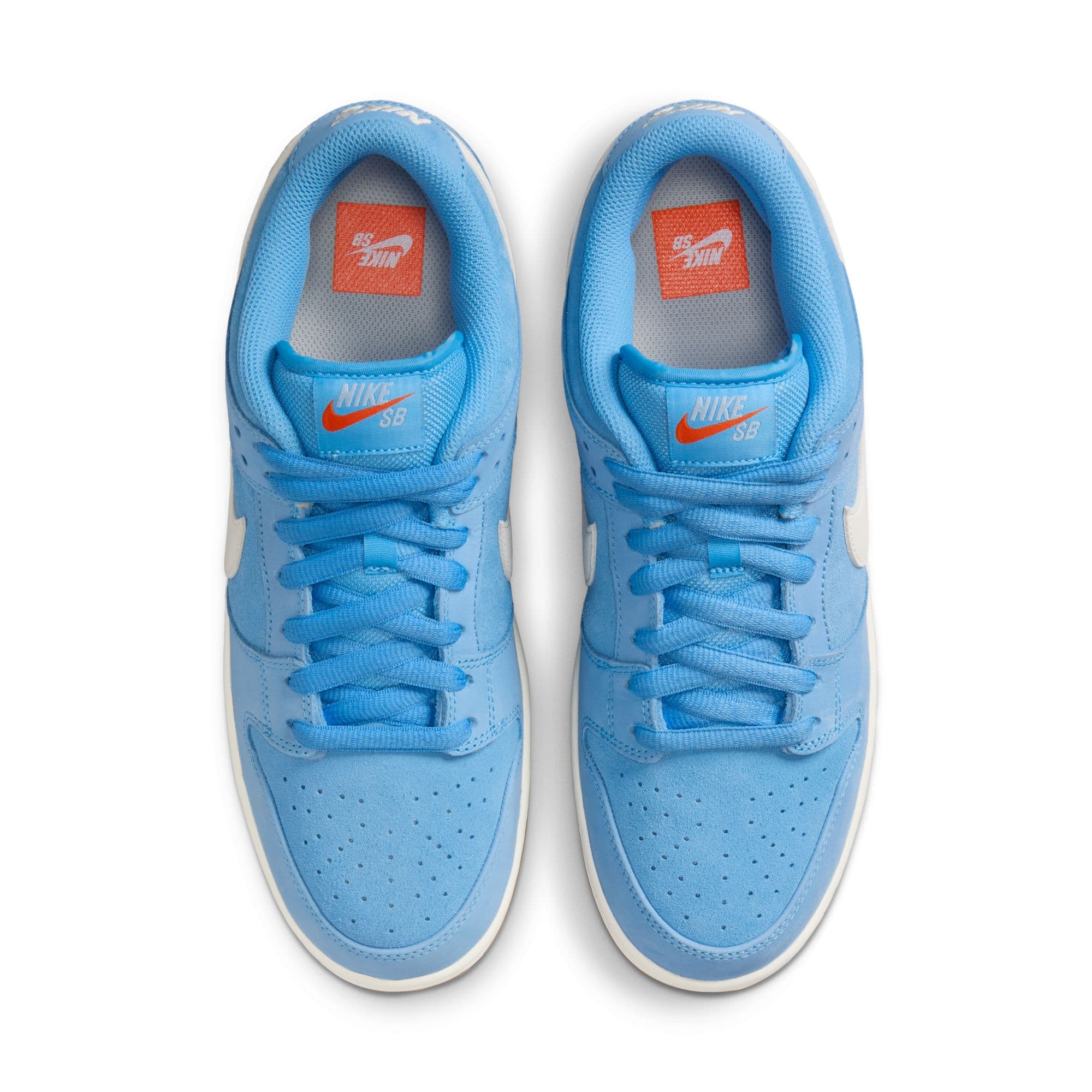 https://admin.plaze-shop.de/wp-content/uploads/2025/02/NikeSB_Dunk_Low_Pro_ISO_FJ1674-401_plaze-shop_1-7.jpeg