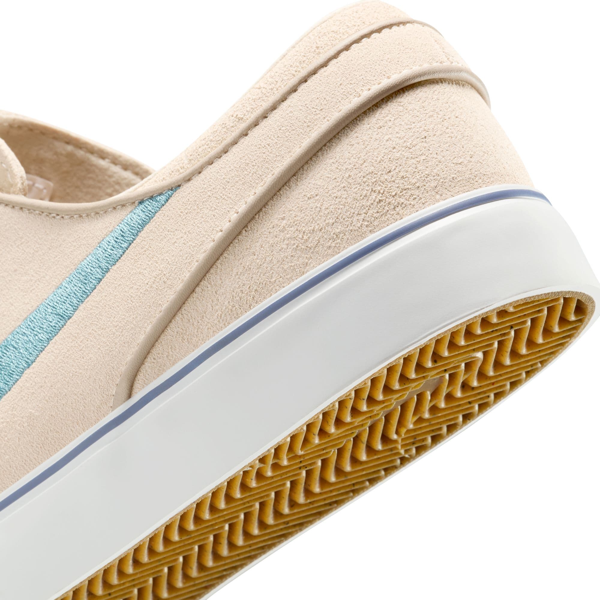 https://admin.plaze-shop.de/wp-content/uploads/2025/03/NikeSB_Janoski_OG_FD6757-101_plaze-shop_1-4.jpeg