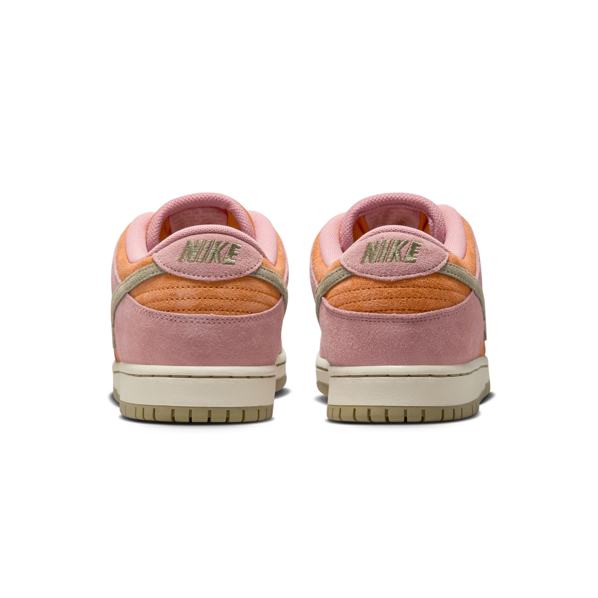 https://admin.plaze-shop.de/wp-content/uploads/2025/04/HJ4135-600_NikeSB_DunkLowPro_redstardust_plaze-skateshop_4.jpg