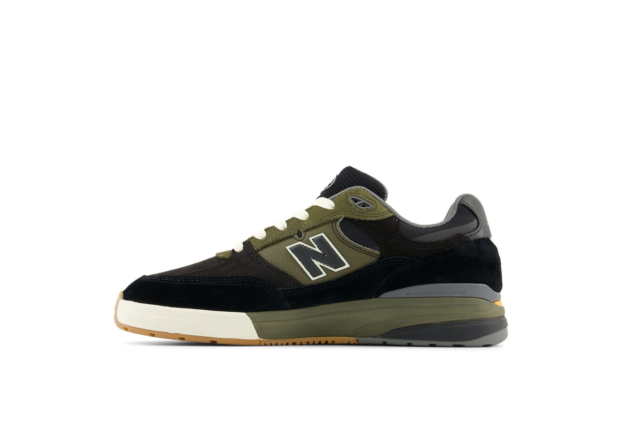 https://admin.plaze-shop.de/wp-content/uploads/2025/05/NewBalance_Numeric_NM933BST_plaze-shop_1-2_01-scaled.jpg