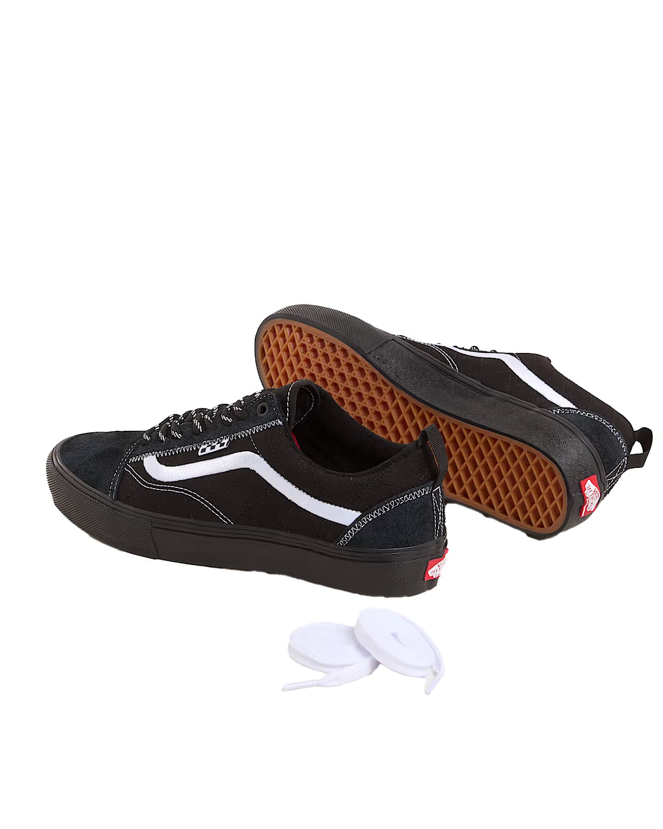 https://admin.plaze-shop.de/wp-content/uploads/2025/05/Vans_Skate_Old_Skool_Net_Doobie_Black_Black_VN000EKUBKA1_plaze-shop_1-4-Kopie.jpg