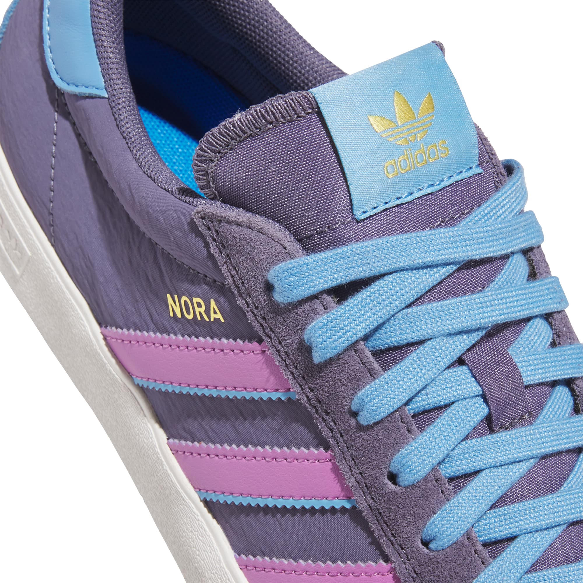 https://admin.plaze-shop.de/wp-content/uploads/2025/07/JP8586_Adidas-Skateboarding_Nora_previo_plaze-skateshop_4.jpg