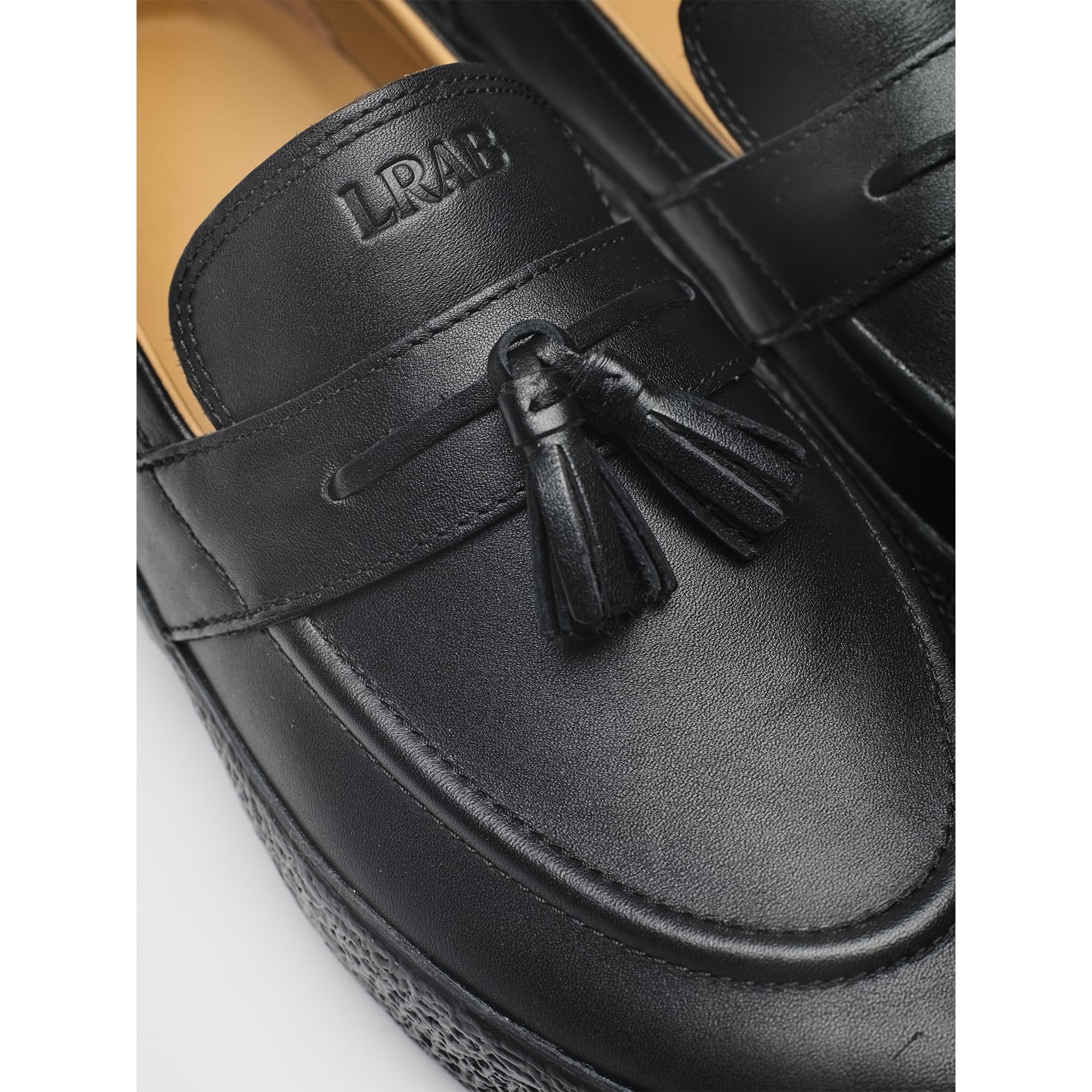 https://admin.plaze-shop.de/wp-content/uploads/2026/02/last_resort_loafer_mt_black_black_VM005_plaze-skateshop5.jpg