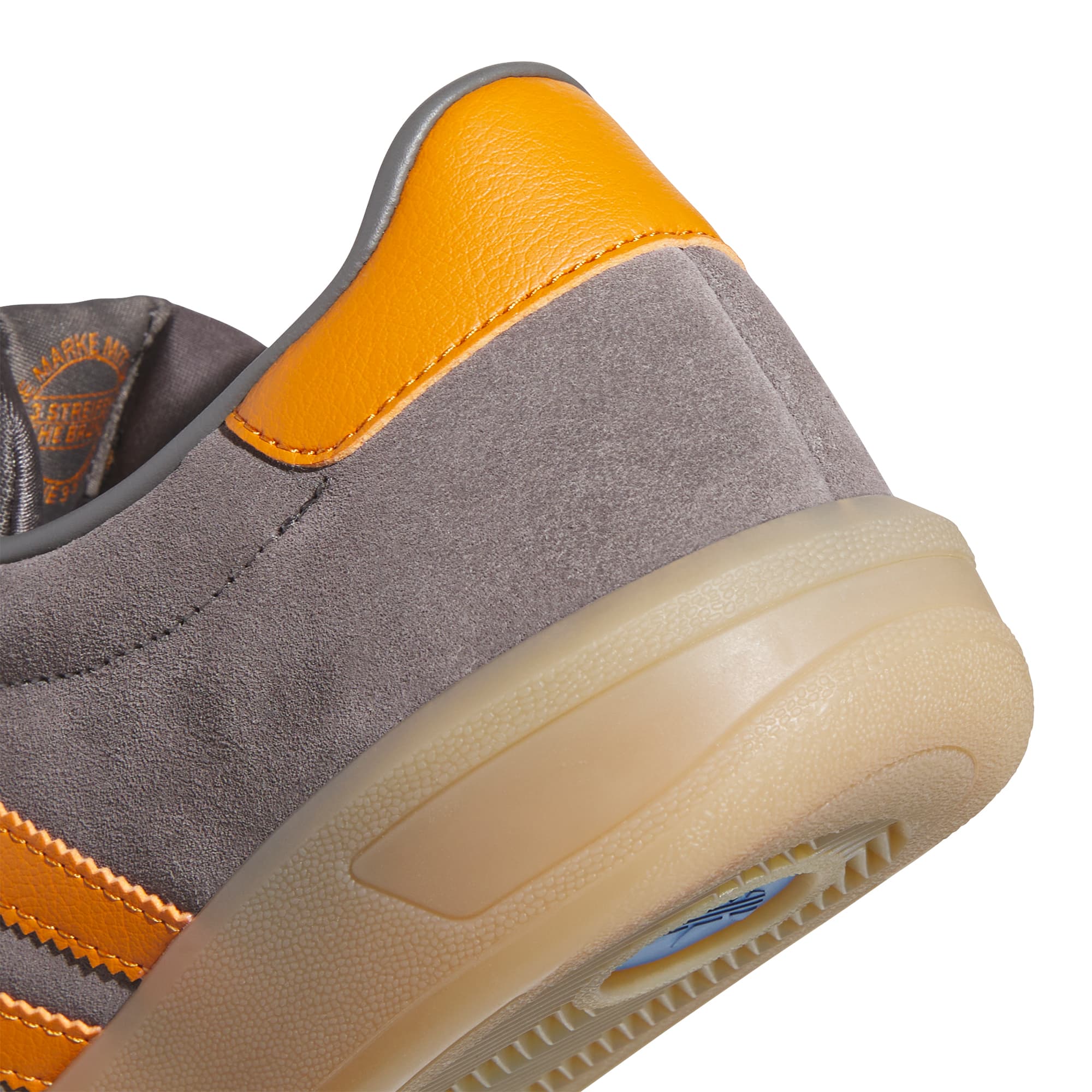 https://admin.plaze-shop.de/wp-content/uploads/2026/03/adidas_skateboarding_glenburn_adv_KK1115_charchol_rustic-orange__plaze-skateshop-2.jpg