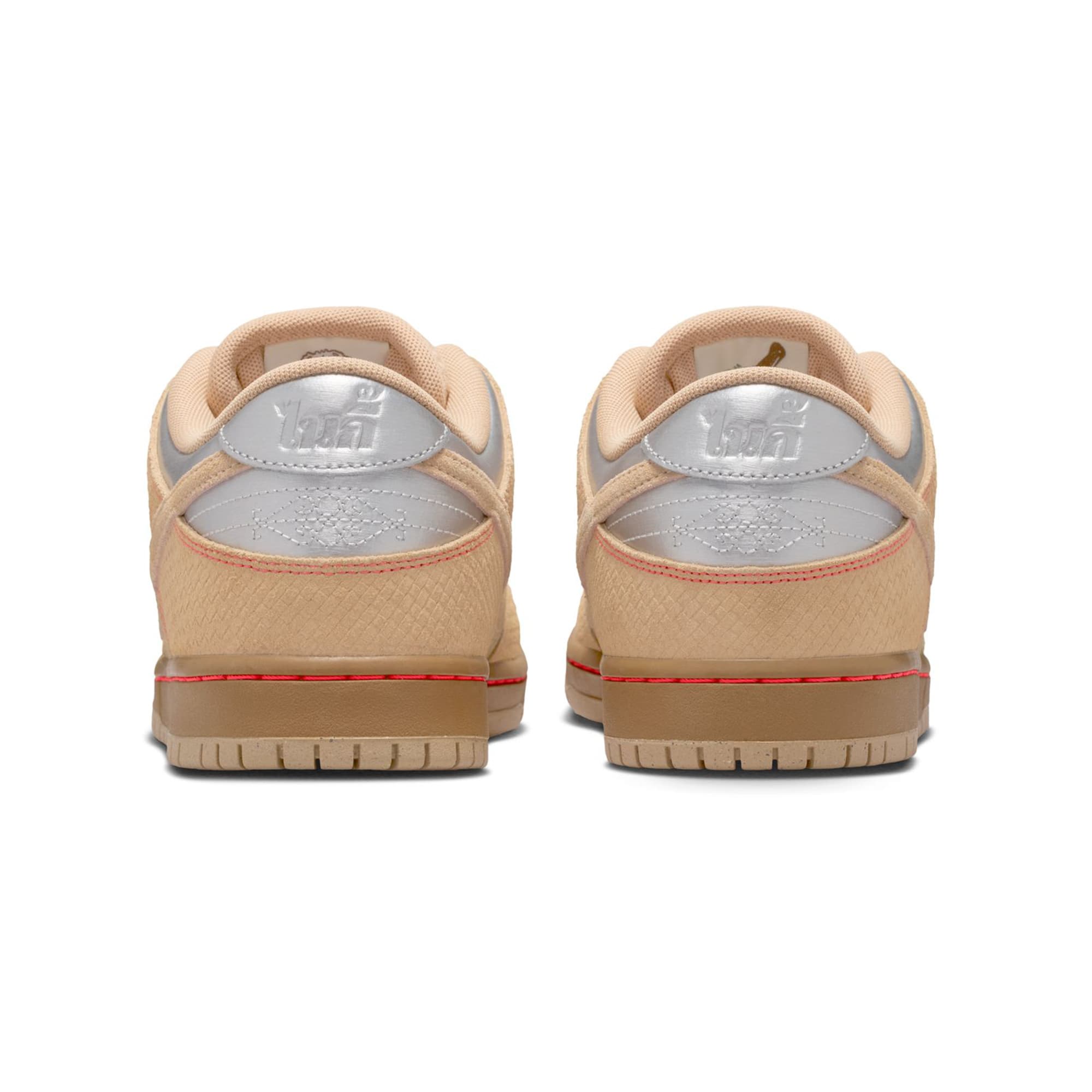 https://admin.plaze-shop.de/wp-content/uploads/2026/04/IB6206-701_NikeSB_Dunk-Low-Pro_canvas-vachetta-tan_plaze-skateshop_3.jpg